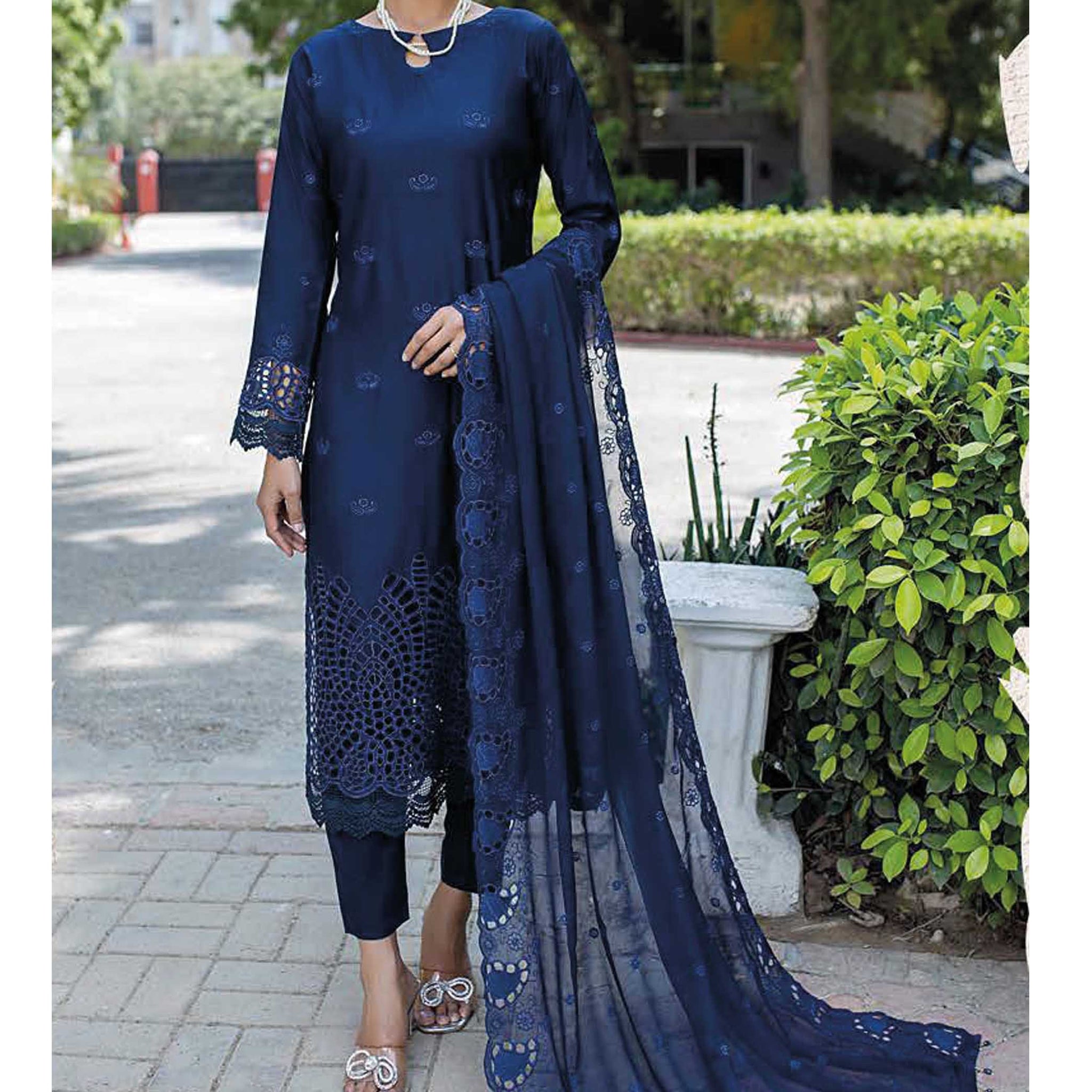 Dr. Haris By KAMILA BIG BORING LUXURY CHIKANKARI Collection'25 D-03