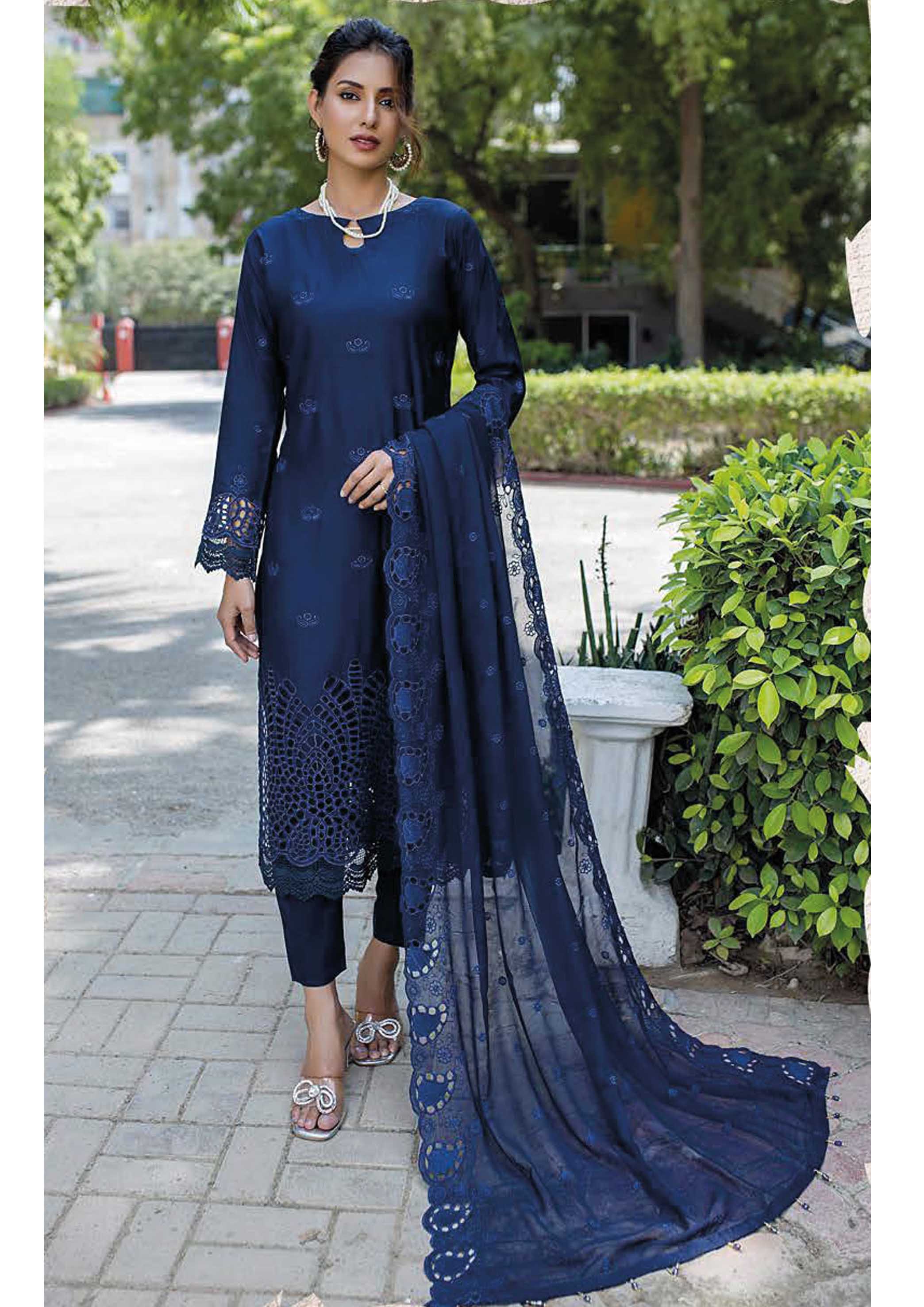 Dr. Haris By KAMILA BIG BORING LUXURY CHIKANKARI Collection'25 D-03