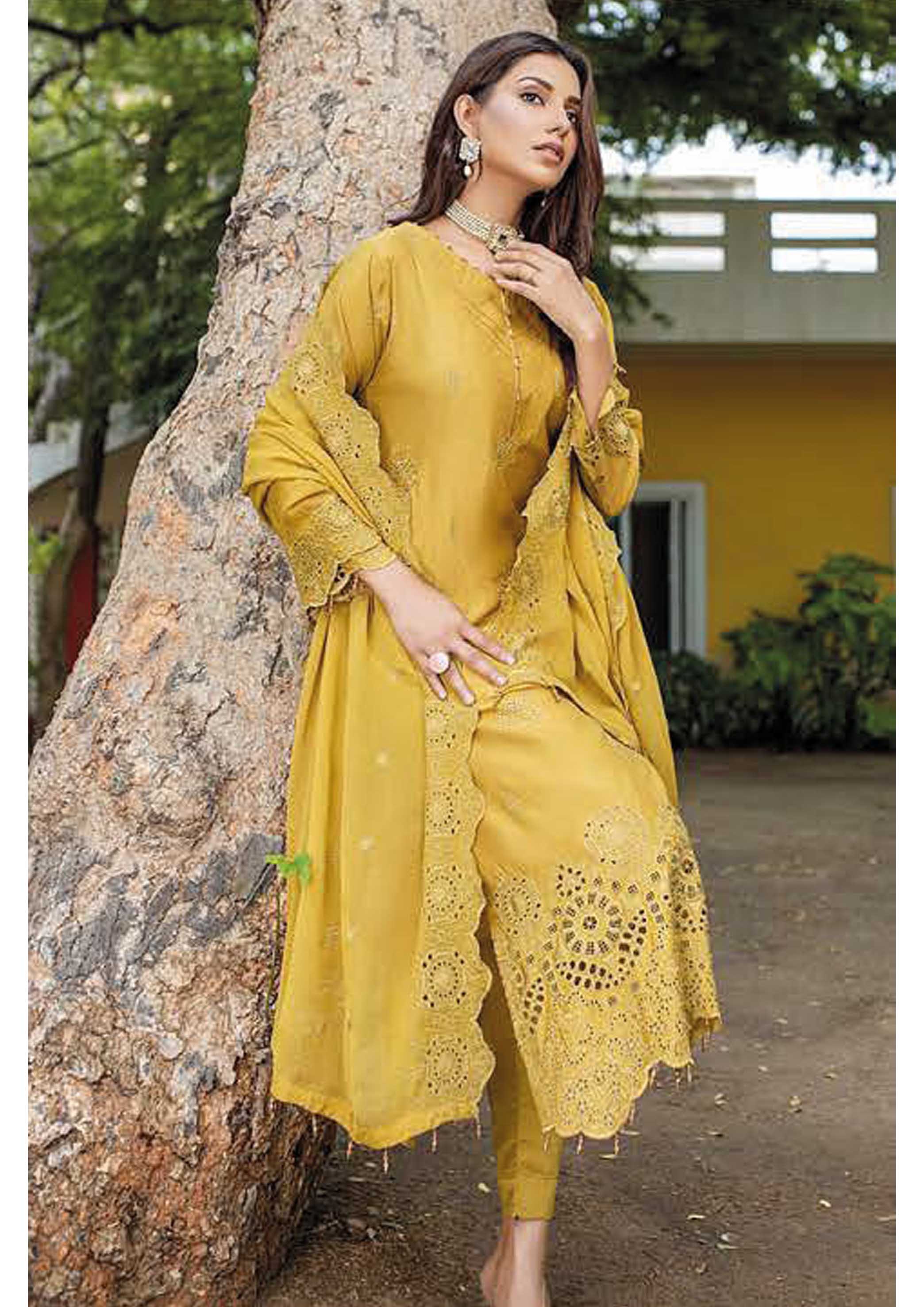 Dr. Haris By KAMILA BIG BORING LUXURY CHIKANKARI Collection'25 D-04