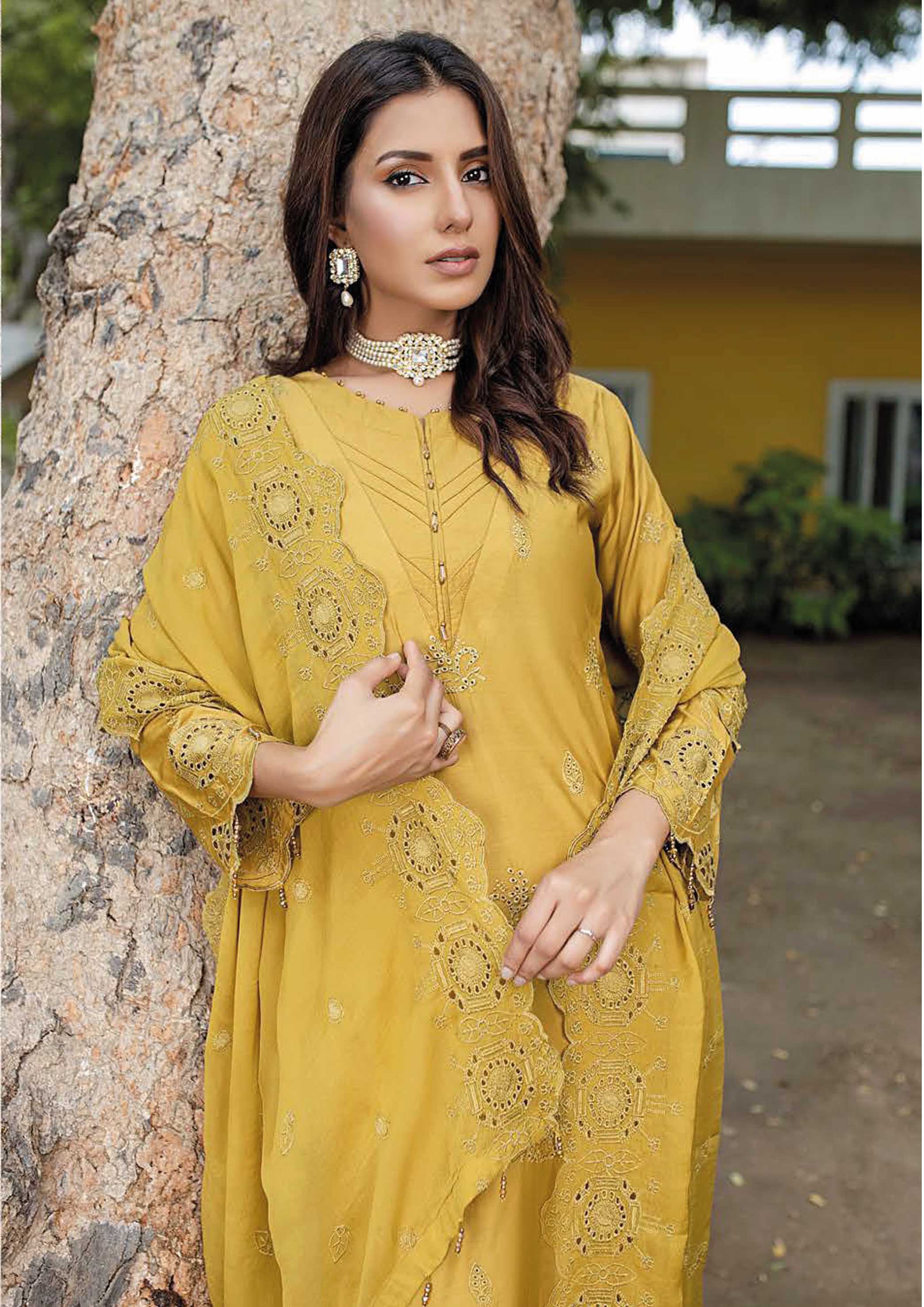Dr. Haris By KAMILA BIG BORING LUXURY CHIKANKARI Collection'25 D-04
