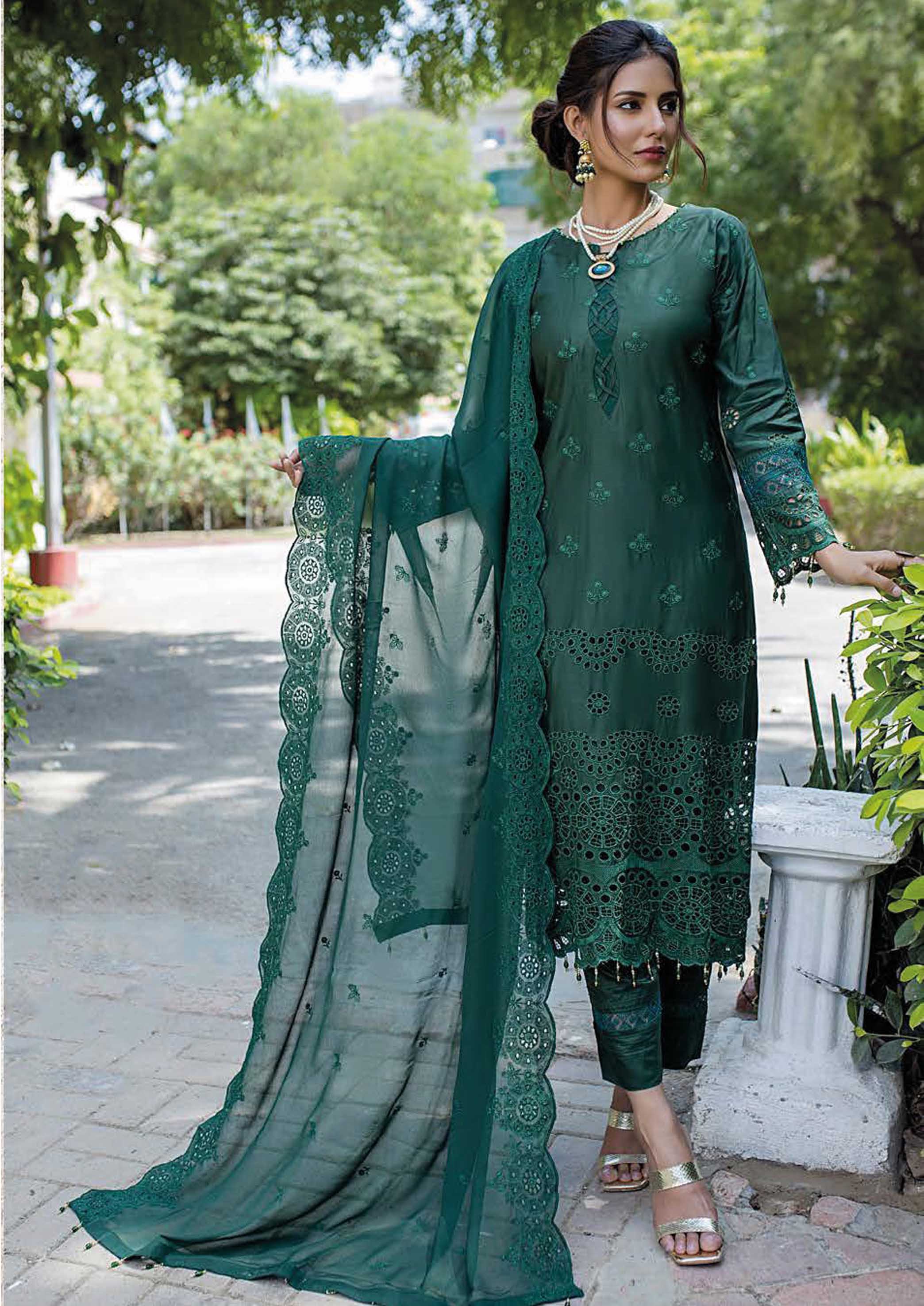 Dr. Haris By KAMILA BIG BORING LUXURY CHIKANKARI Collection'25 D-06
