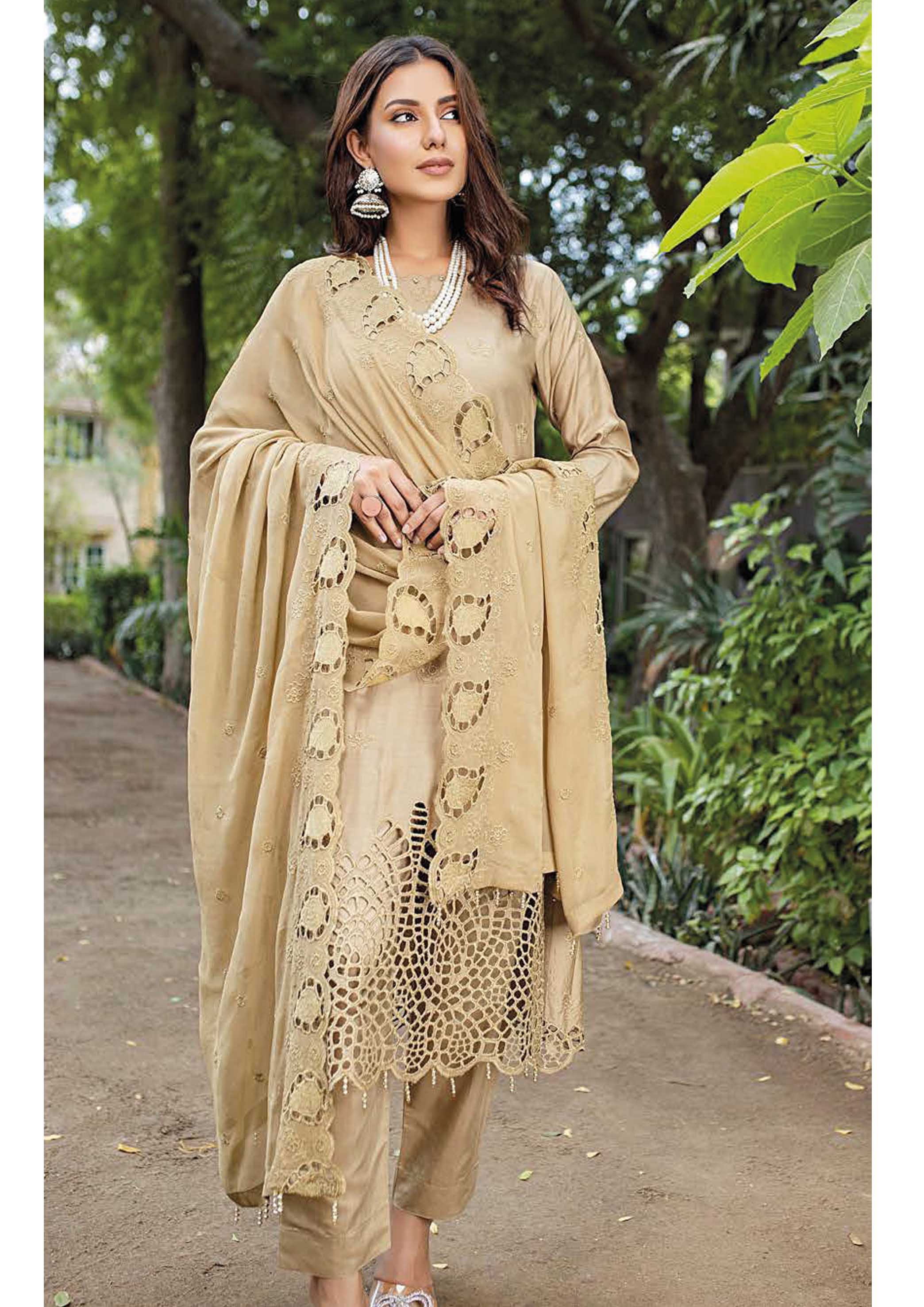 Dr. Haris By KAMILA BIG BORING LUXURY CHIKANKARI Collection'25 D-02