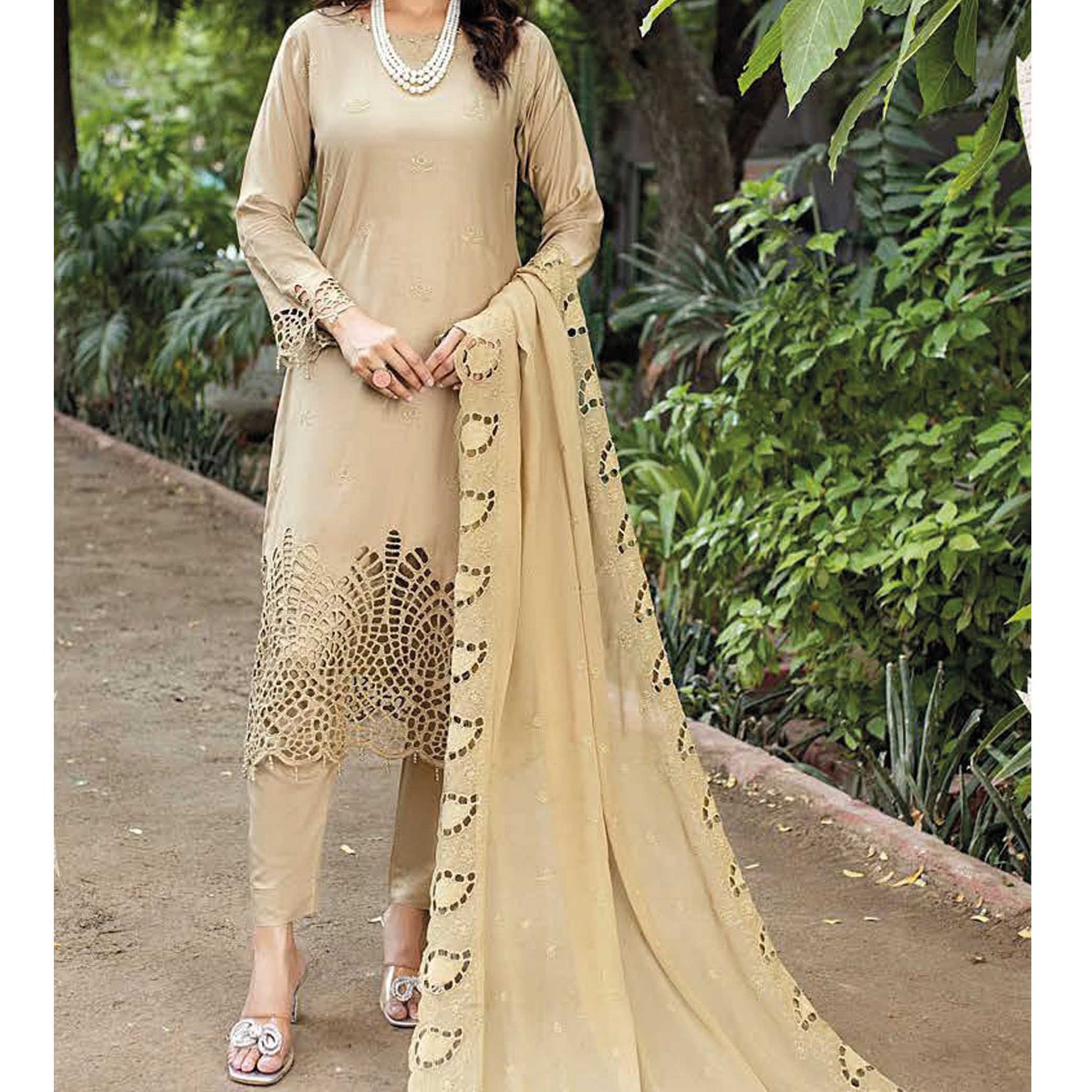 Dr. Haris By KAMILA BIG BORING LUXURY CHIKANKARI Collection'25 D-02