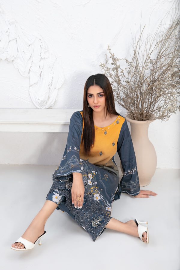 Tawwakal Fabric by Un-Stitched Laserkari Daman Embroidered Digital Printed Lawn Shirt D-02