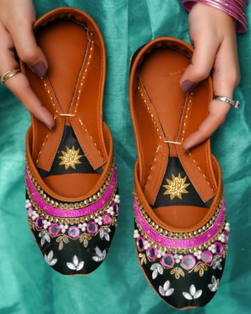 SHEESH GREEN HANDMADE KHUSSA BY AYESHA FABRICS