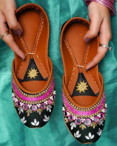 SHEESH GREEN HANDMADE KHUSSA BY AYESHA FABRICS