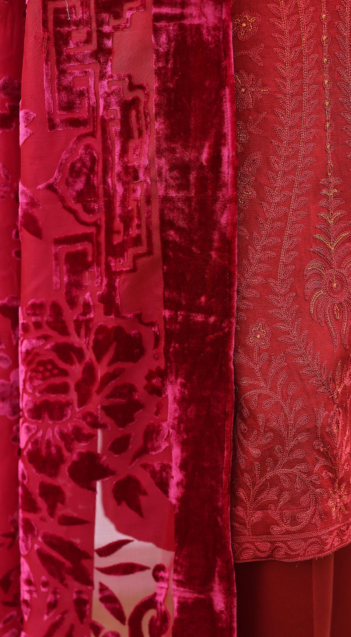 HZ Unstitech Velvet Royal Needlework Luxe 3piece Suite Collection D-03
