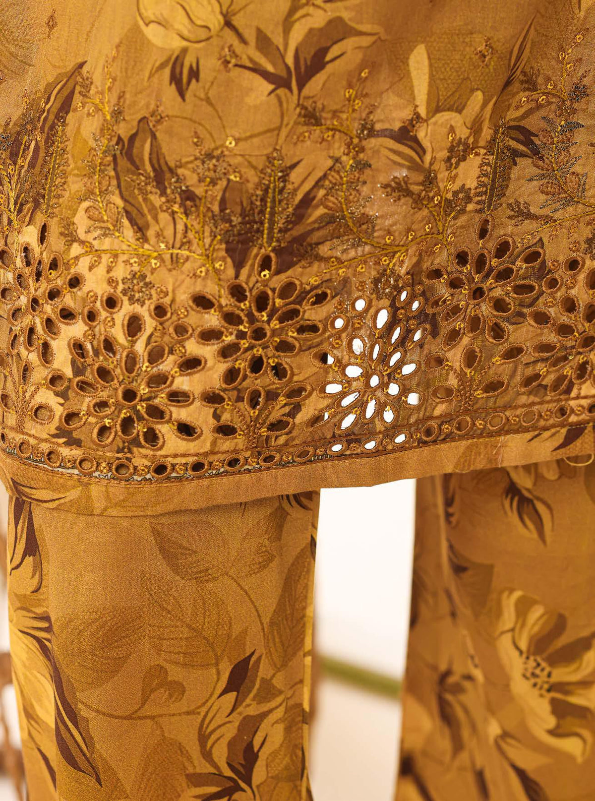 Aashkaar by HZ Textile Embroidered Lawn Stitched 3 Piece Suit - D-04