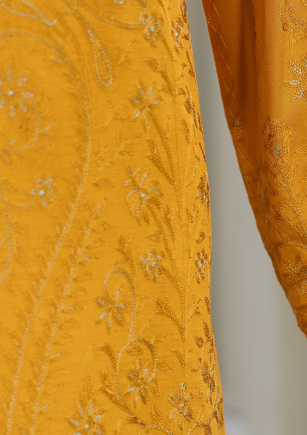 HZ Unstitech Velvet Royal Needlework Luxe 3piece Suite Collection D-05