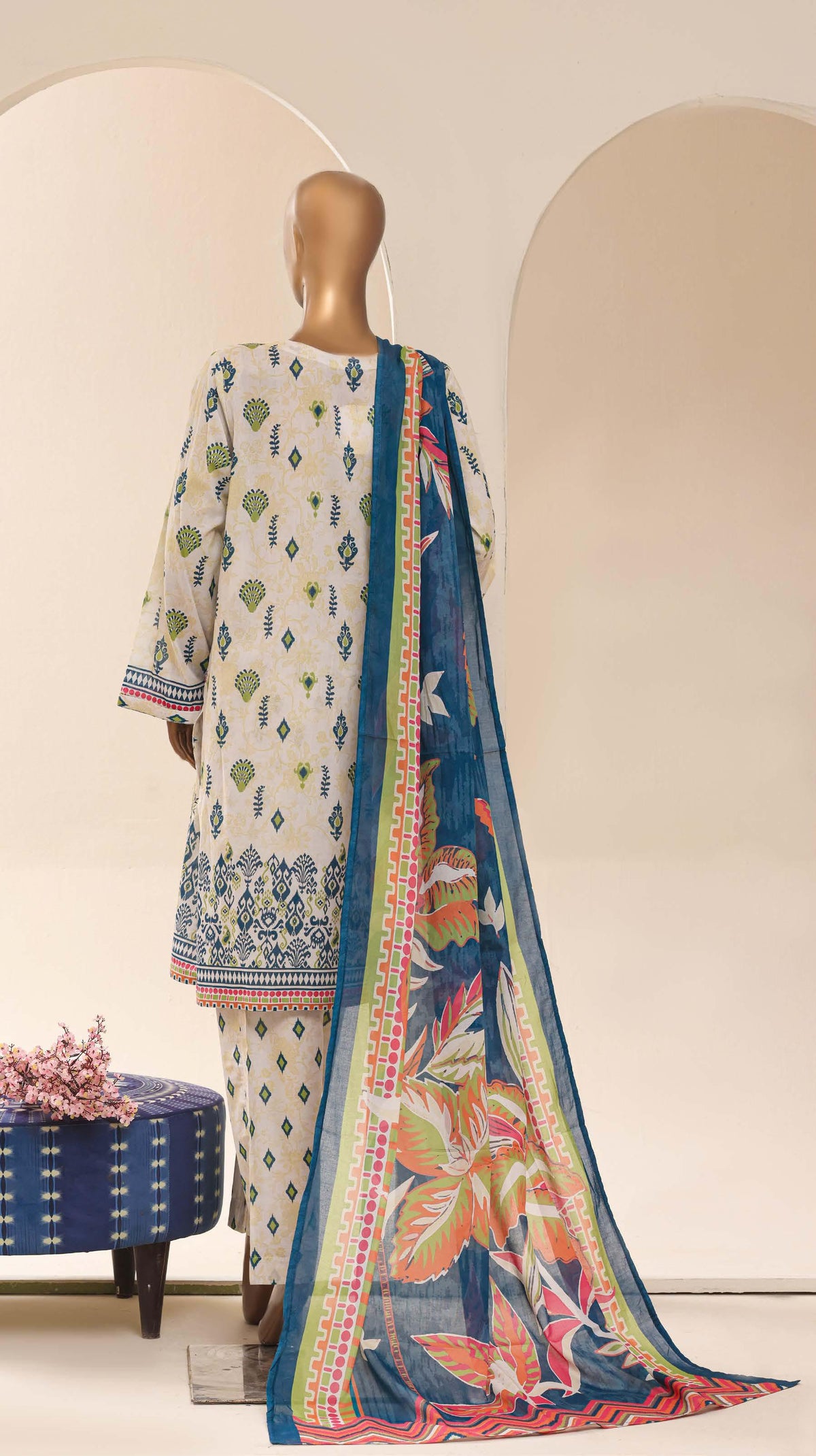 Aashkaar by HZ Textile Embroidered Lawn Stitched 3 Piece Suit - D-09