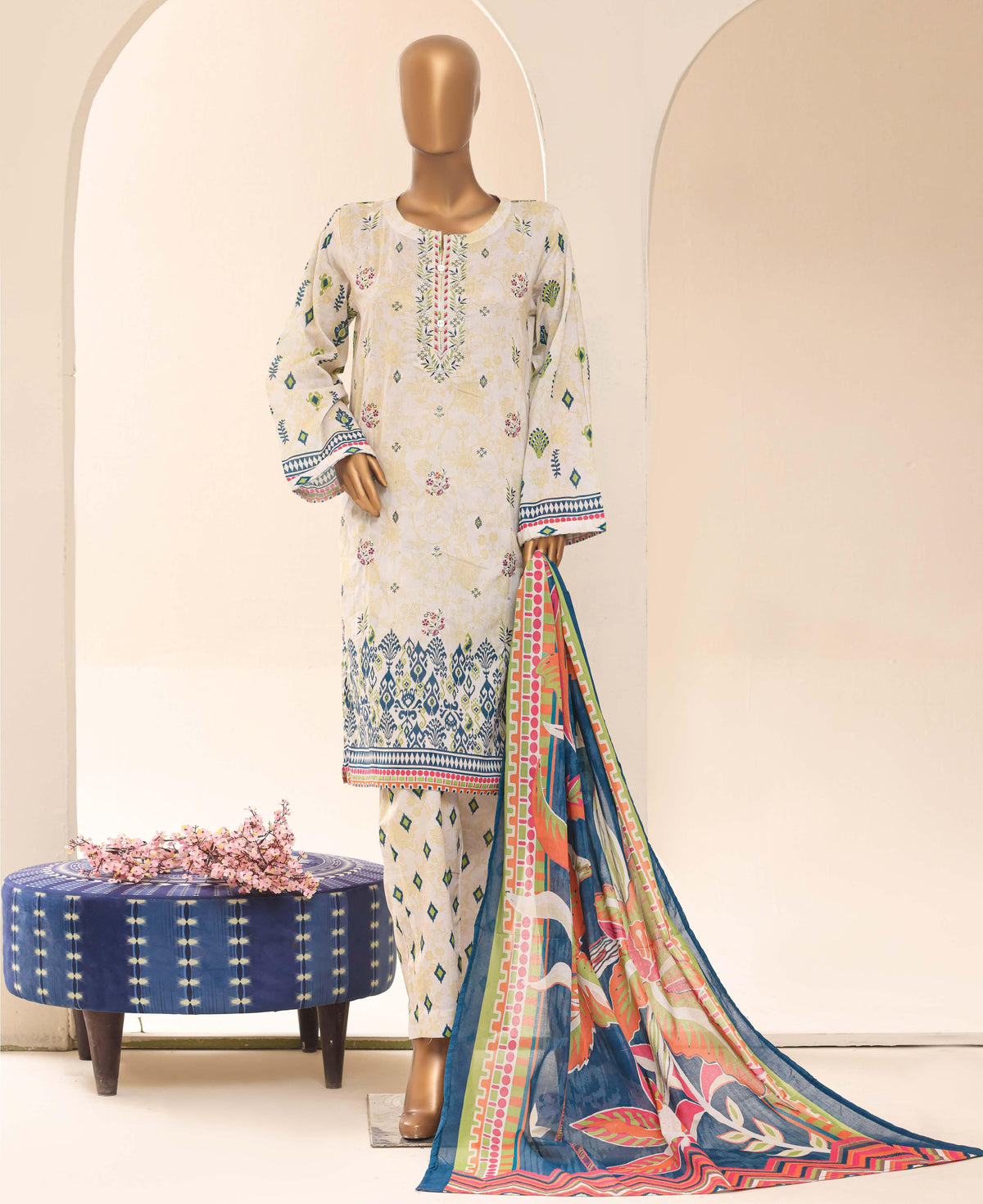 Aashkaar by HZ Textile Embroidered Lawn Stitched 3 Piece Suit - D-09