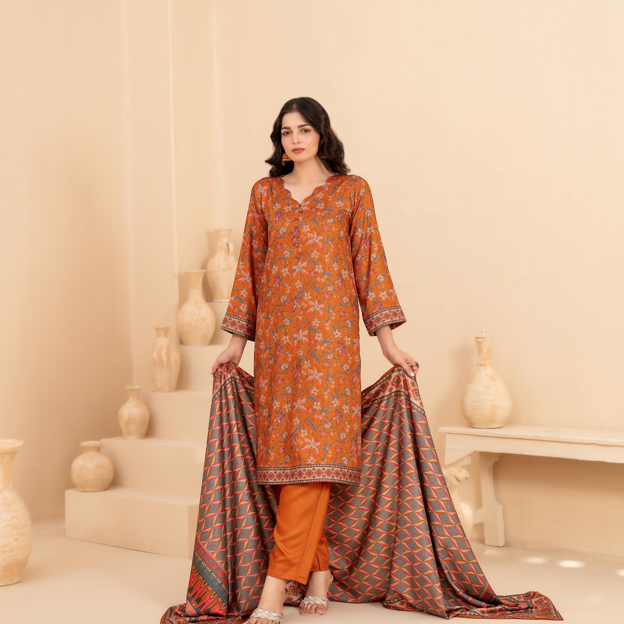 Shahid Tawakkal BASEERA — Unstitched 3Piece Collection Staple Digital Printed with Twill fabric Collection 2025 D-02