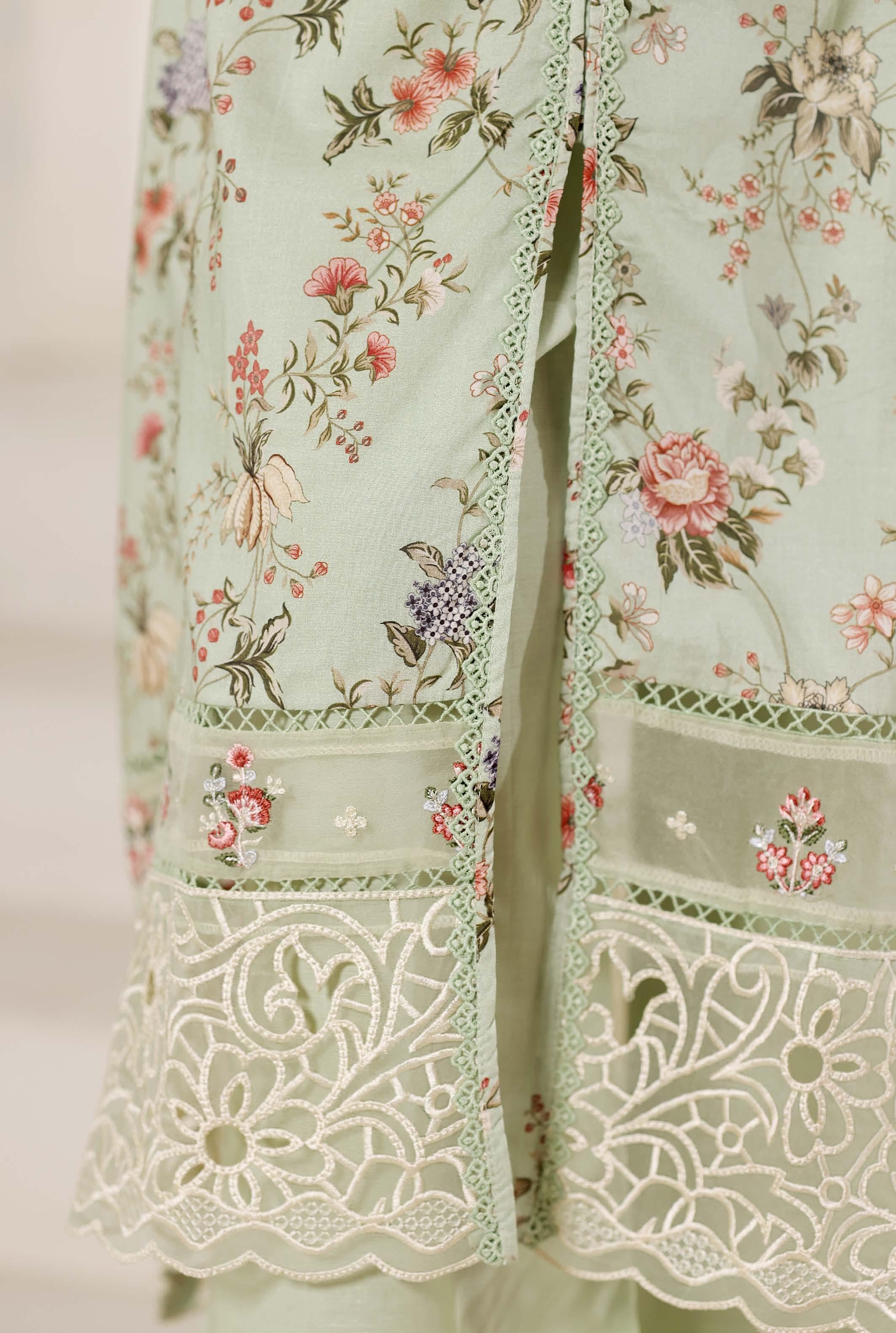 Sadabahar Luxury Long Length Festive Lawn Embroidery 3Piece Stitched COLLECTION 2026. D-05