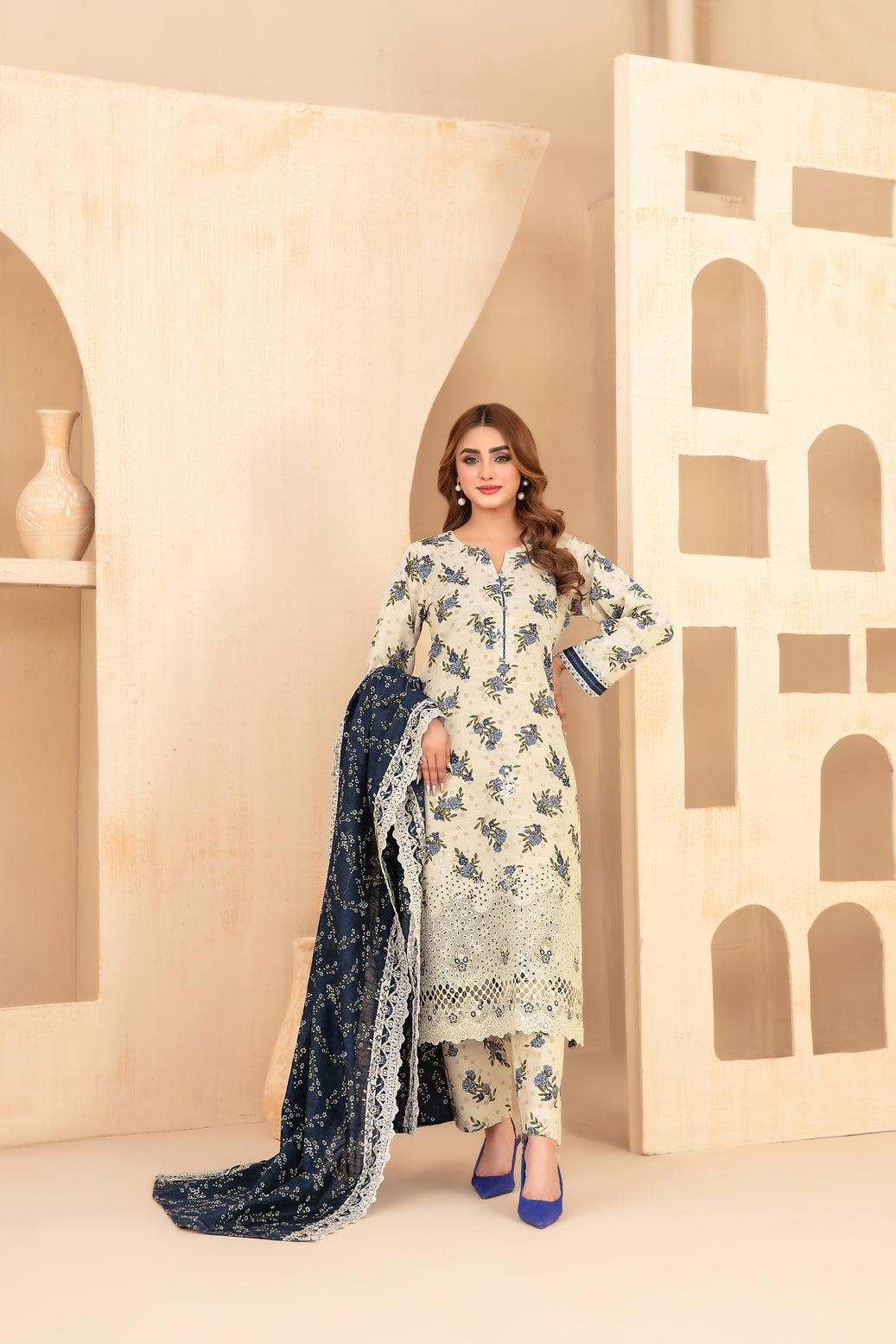 TAWAKKAL MAYESHA EMBROIDERED KHADDAR 3PIECE UNSTITCHED COLLECTION 2025 D-04