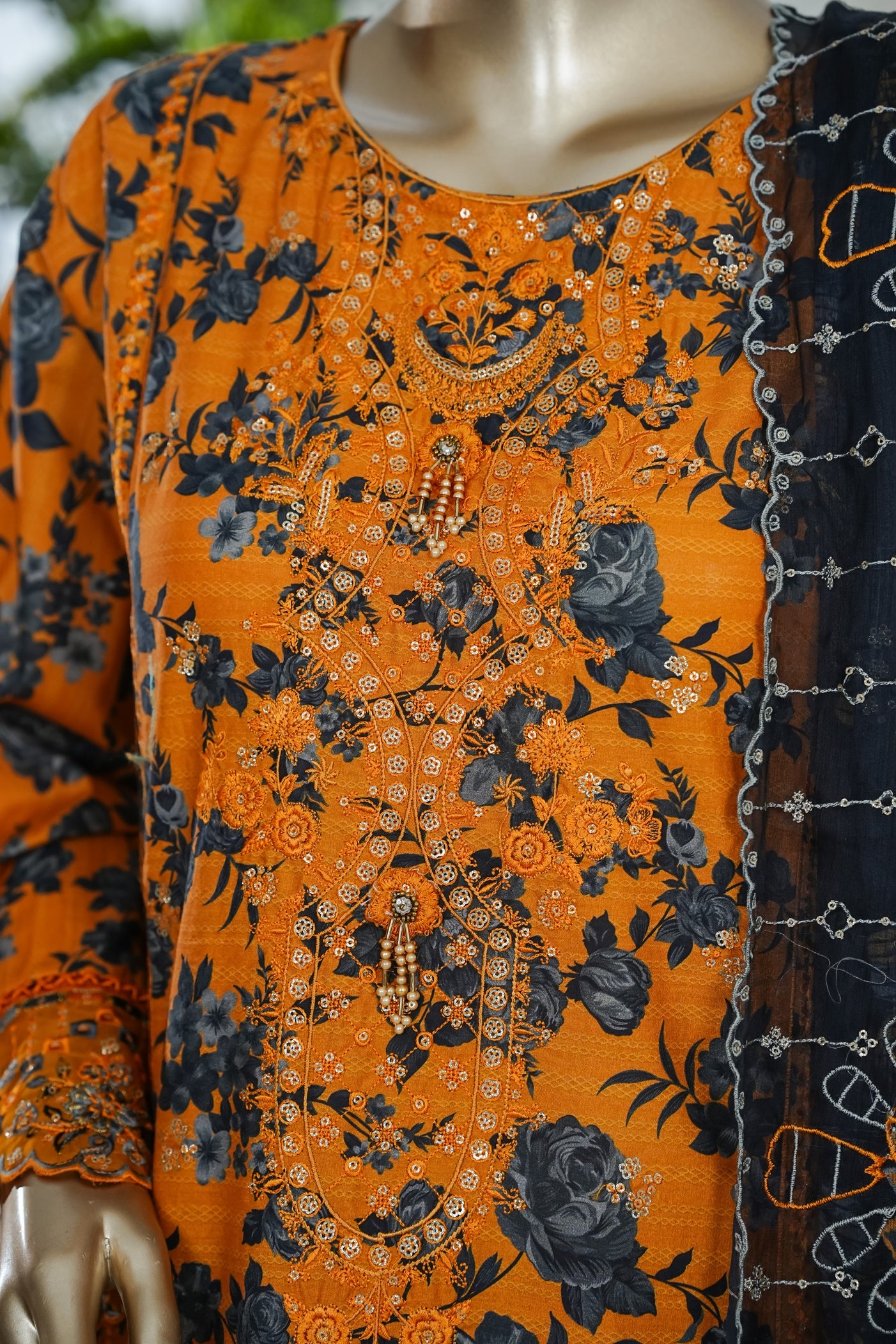 Bin Saeed Luxury Laserkari Chikenkari Lawn With Digital Printed With Embroidery Lawn Dupatta 3Piece Stitched Vol-02 Collection 2026.D#-12
