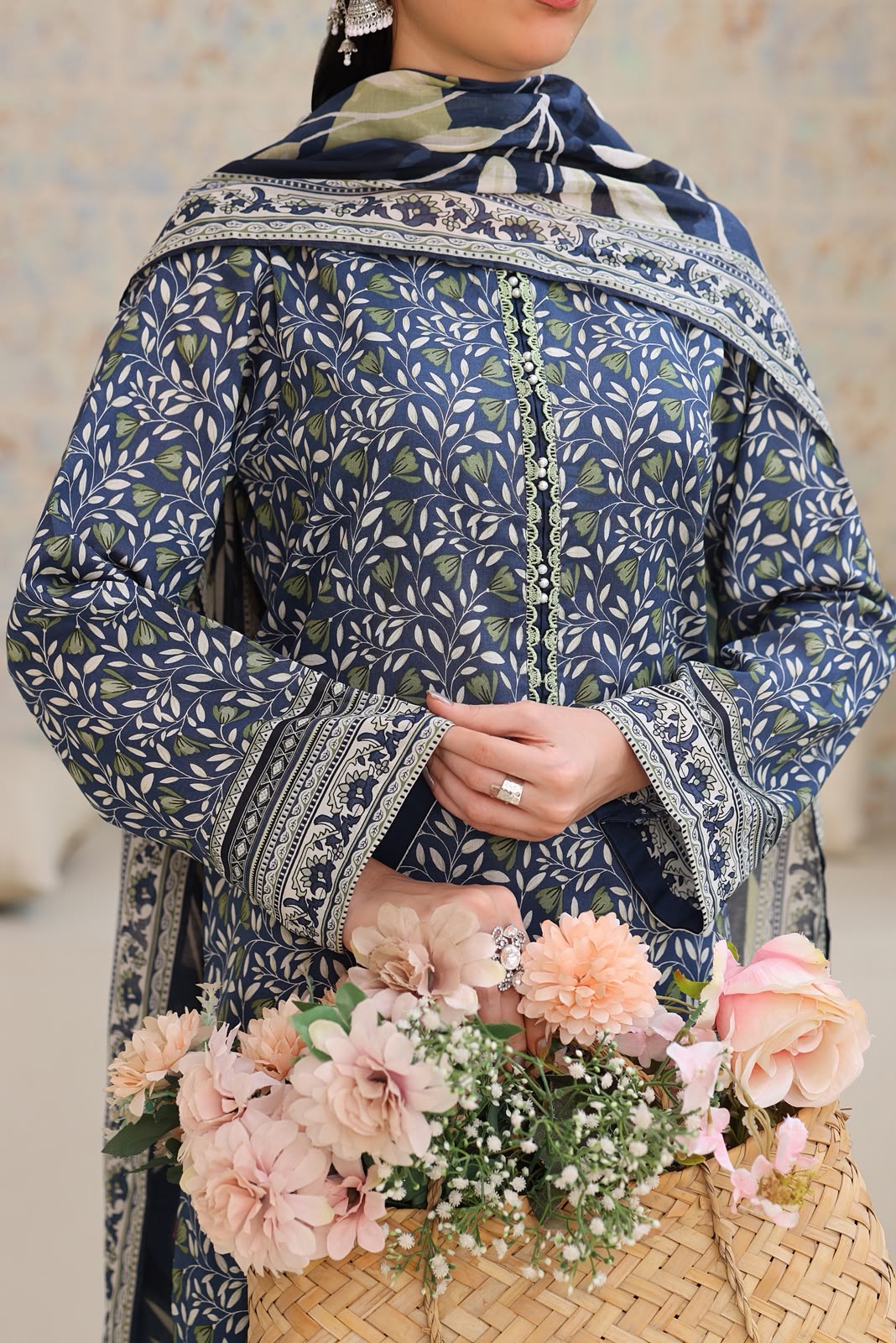 Aizal Luxury Lawn Printed Vol-1 3Piece Stitched Collection 2026 D#-02