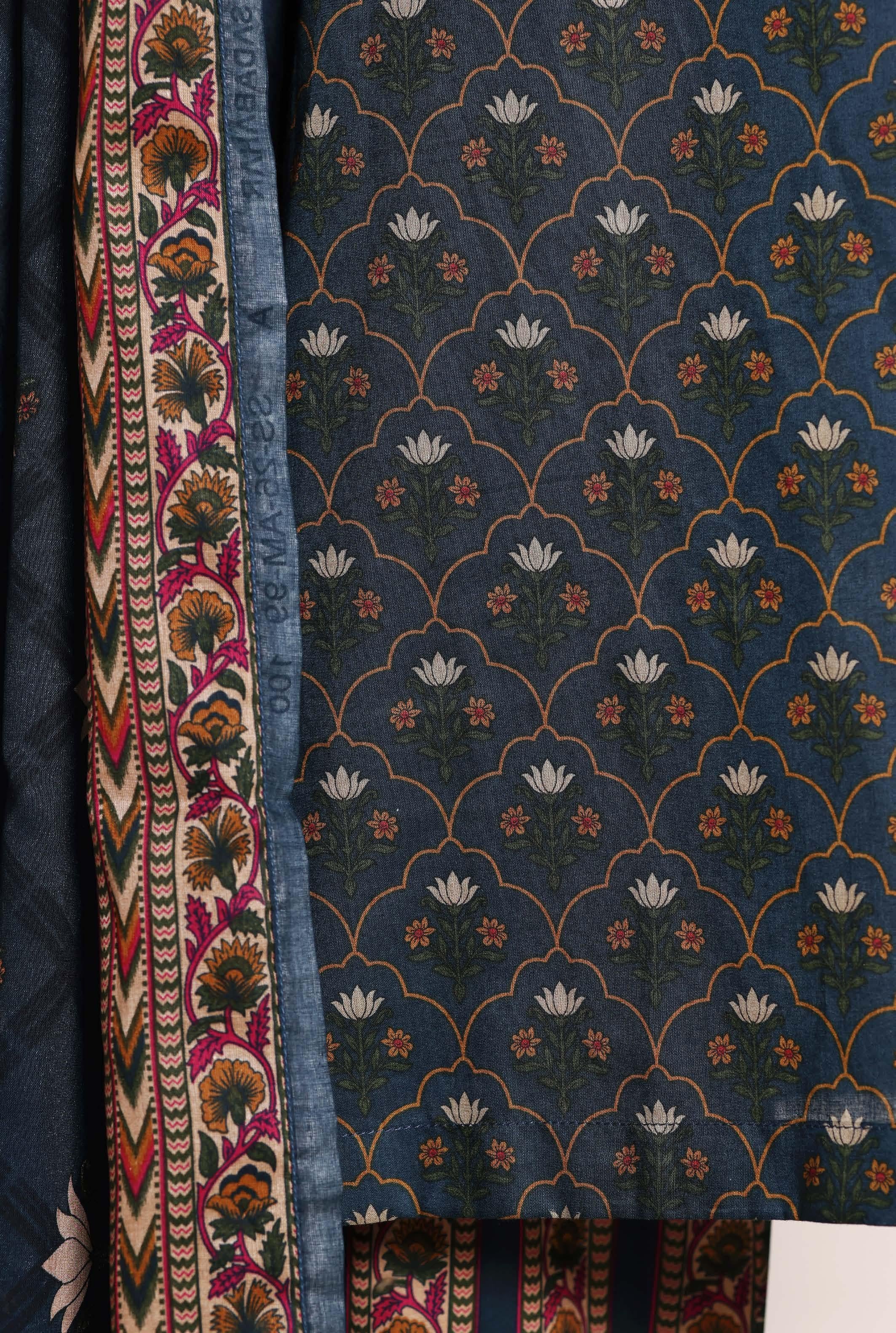Sadabahar Printed Lawn 3Piece Stitched Vol-06 COLLECTION 2026 D#04