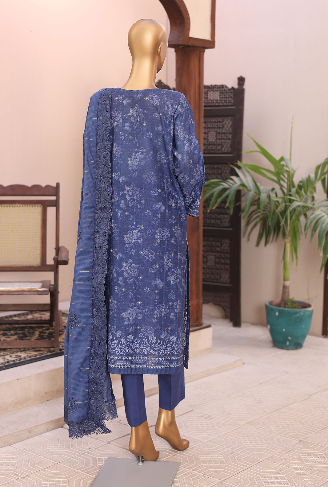 Ninokara by HZ Textiles Embroidered Jacquard Suit Unstitched 3 Piece Collection Vol-03 2026 D#-02