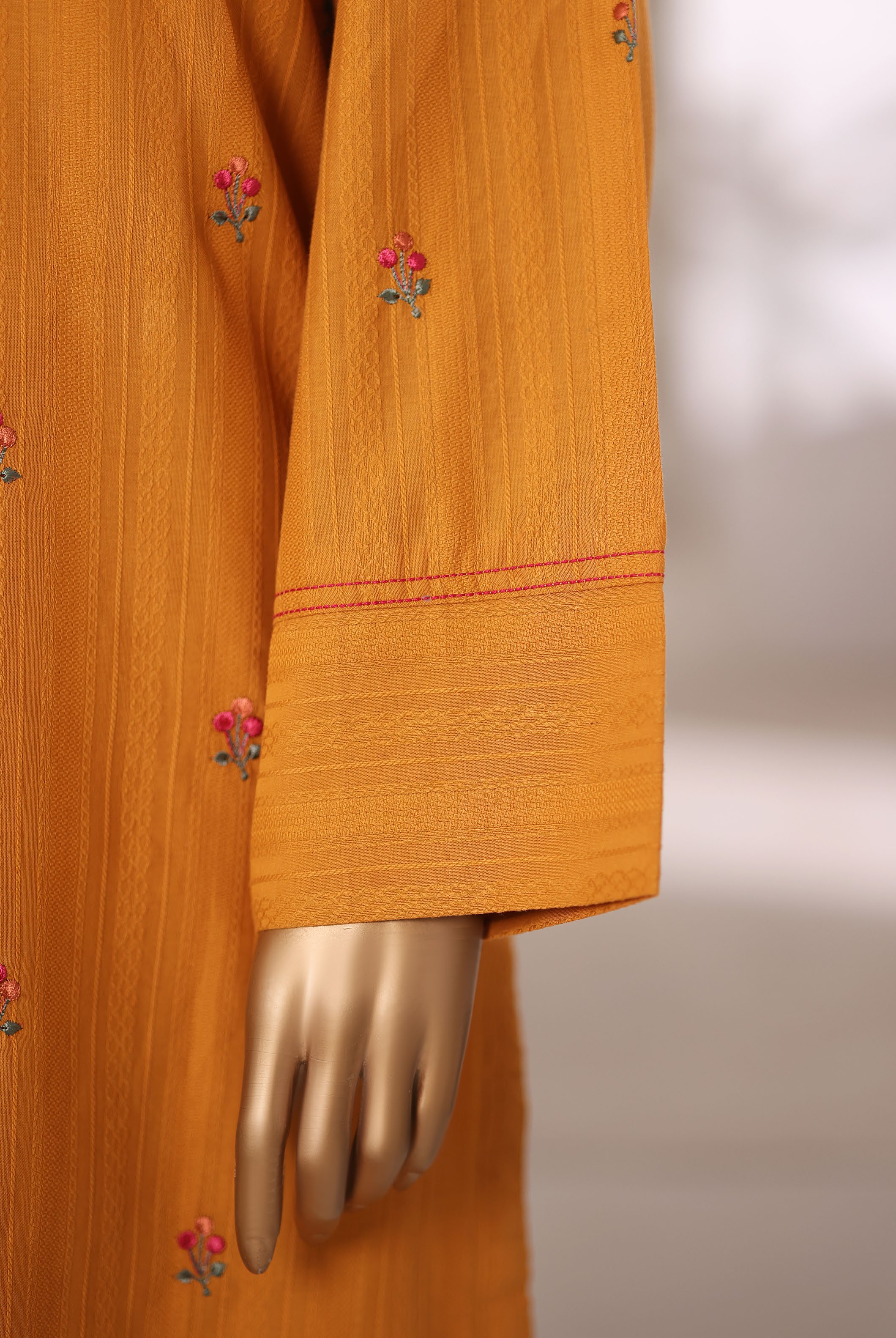 SADABAHAR Vybe Embroidered Set 2PlECE STITCHED COLLECTION 2025 D-404 Mustard