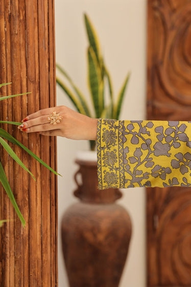 Aizal By Inaya Luxury Lawn Printed Vol-2 3Piece Stitched Collection 2026 AZIN-01