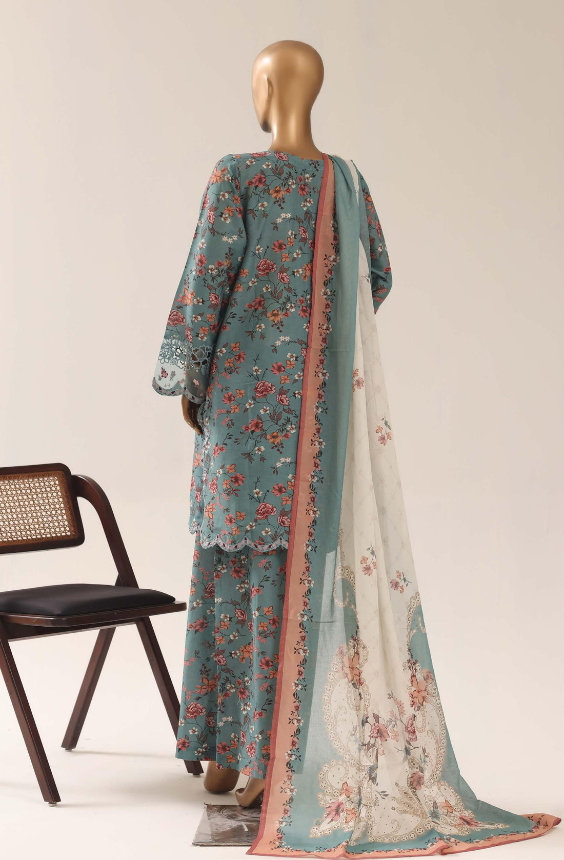 Sadabahar Malika Embroidery Lawn Short Length 3Piece Stitched Vol-08 Collection 2026 D#01