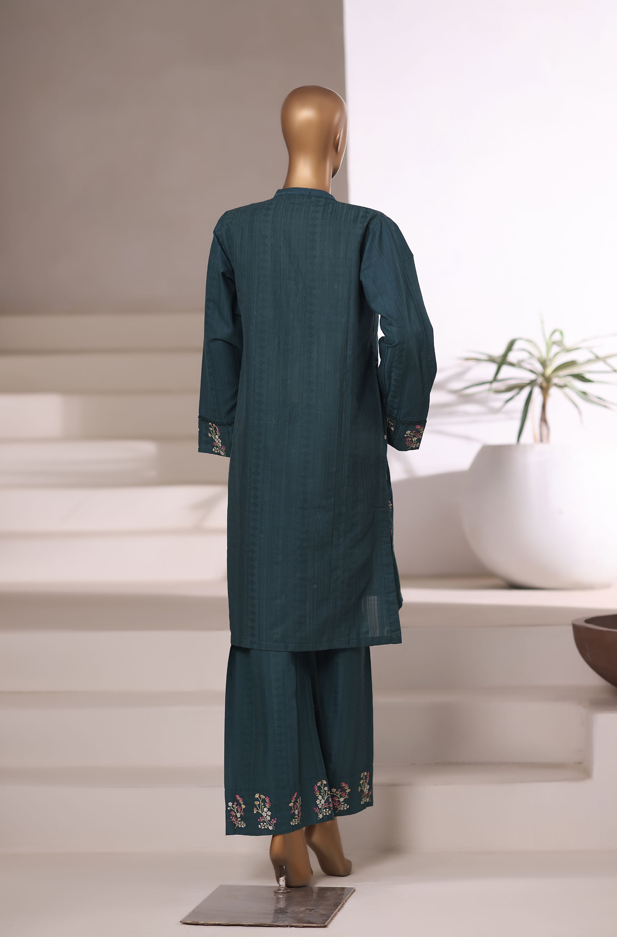 SADABAHAR Vybe Embroidered Set 2PlECE STITCHED COLLECTION 2025 D-403 Green