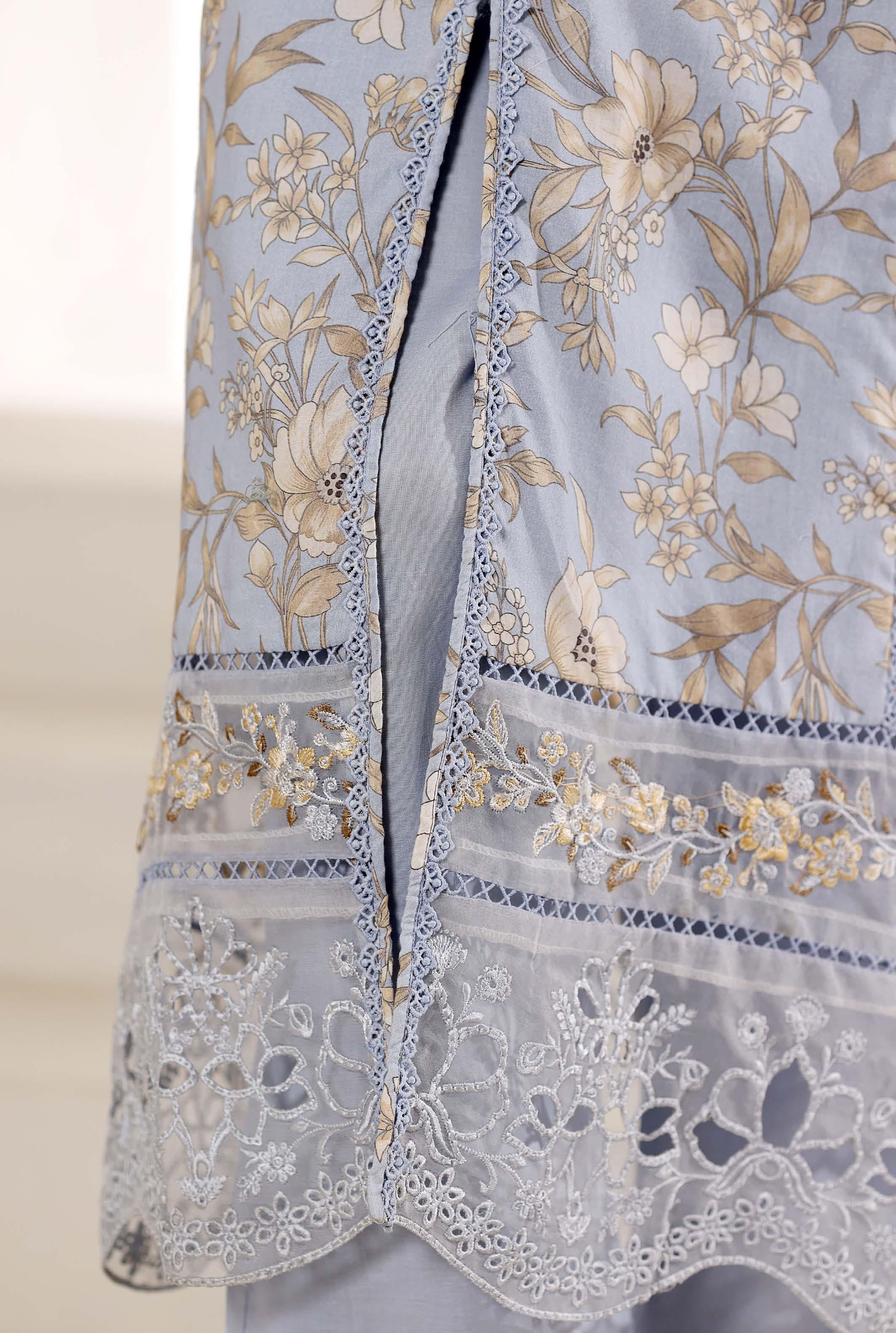 Sadabahar Luxury Long Length Festive Lawn Embroidery 3Piece Stitched COLLECTION 2026. D-06