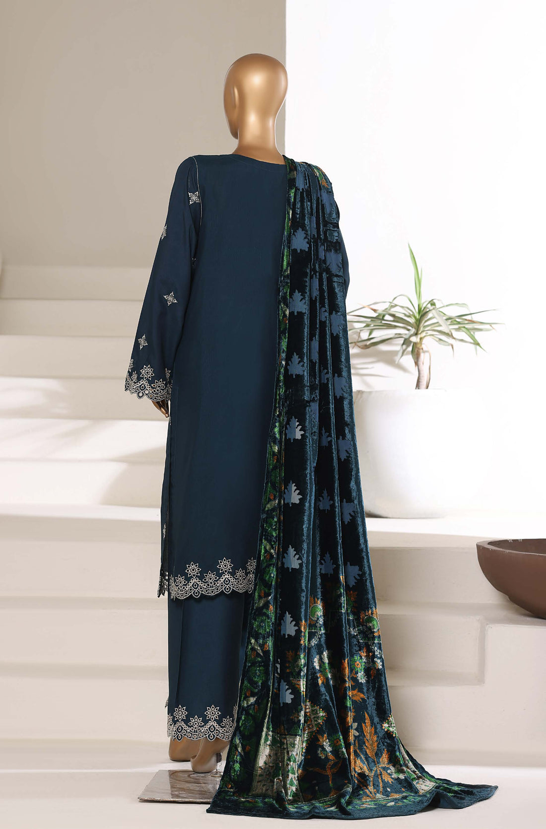 Sadabahar Stitched Embroidery Viscous 3Piece With Palachi Shwal Collection 2025 LEVP -04