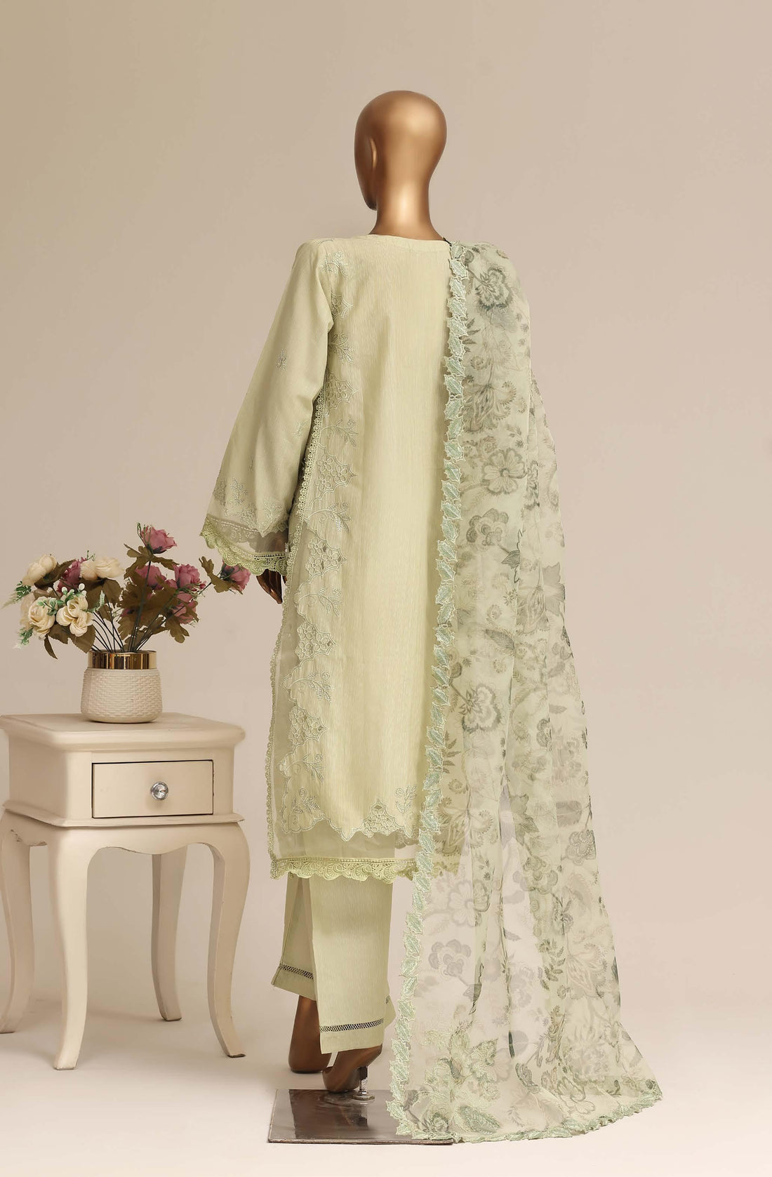 Sadabahar Luxury Slub Lawn Embroidery Stitched Vol-15 Collection 2026. LEL-06