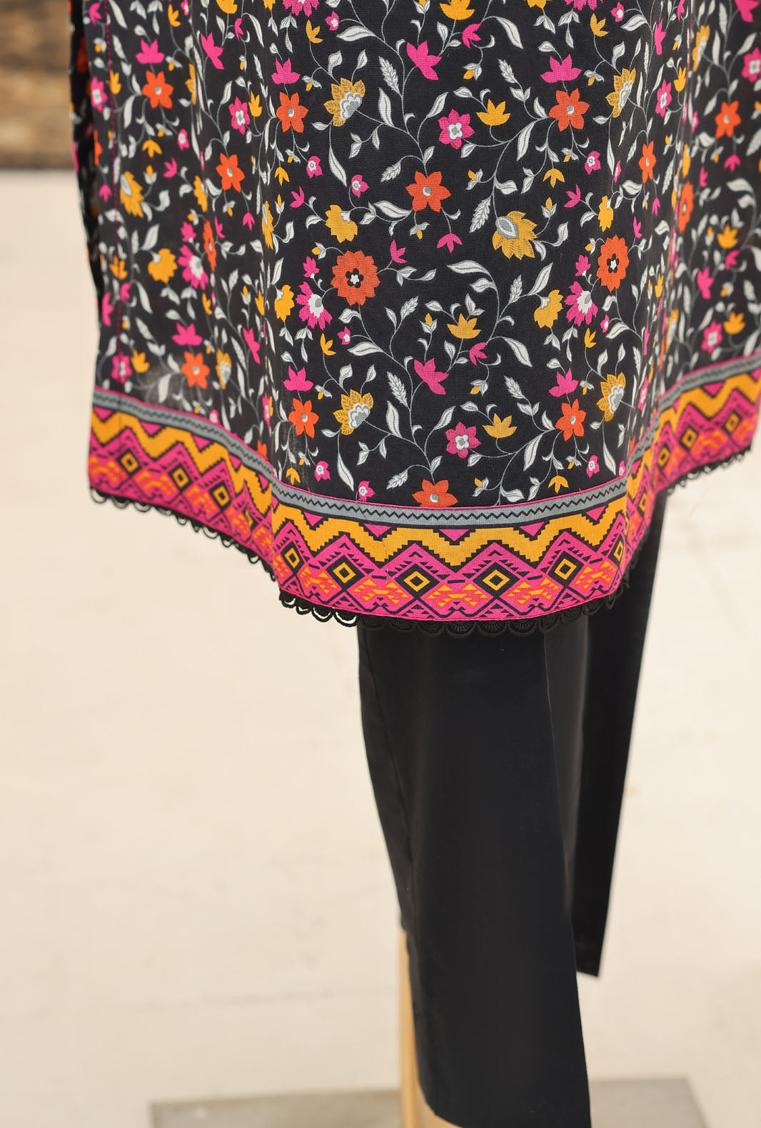 Summer Shades by HZ Textiles Digital Printed Lawn Suit Unstitched 3 Piece Collection 2026 D#-03