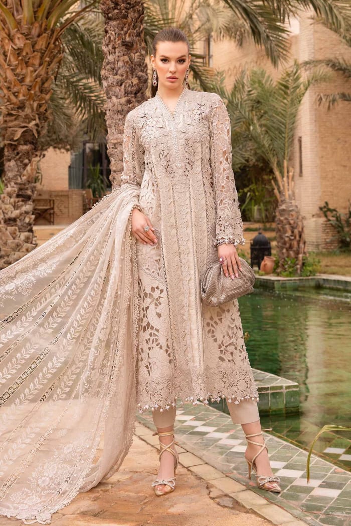 Maria B Luxury 3Piece Rtw Lawn Collection Collection 2025 MBLE-3211