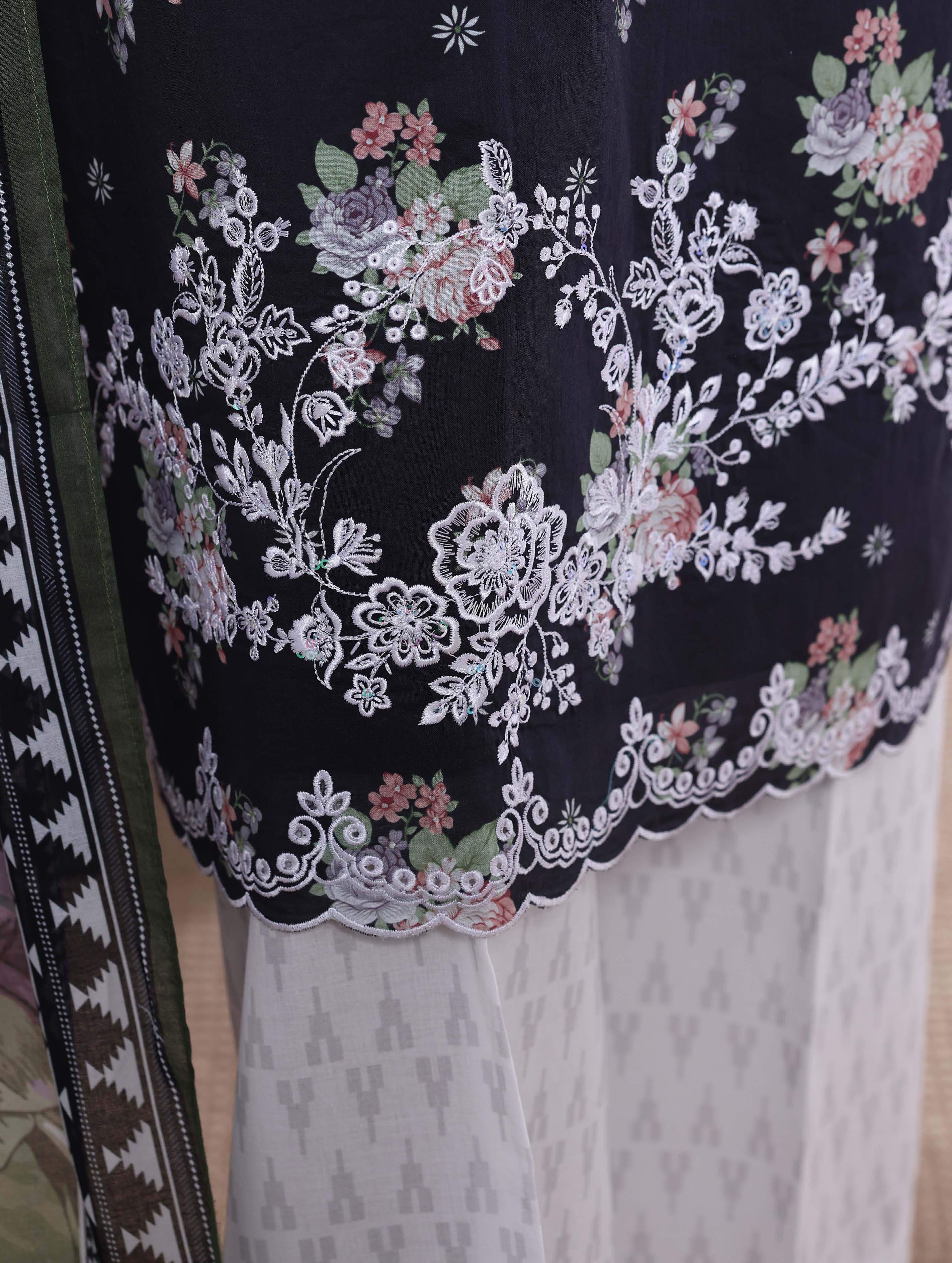 HZ °GULDOZI° Luxury Lawn Embroidery 3Piece Stitched Collection 2026 D#10