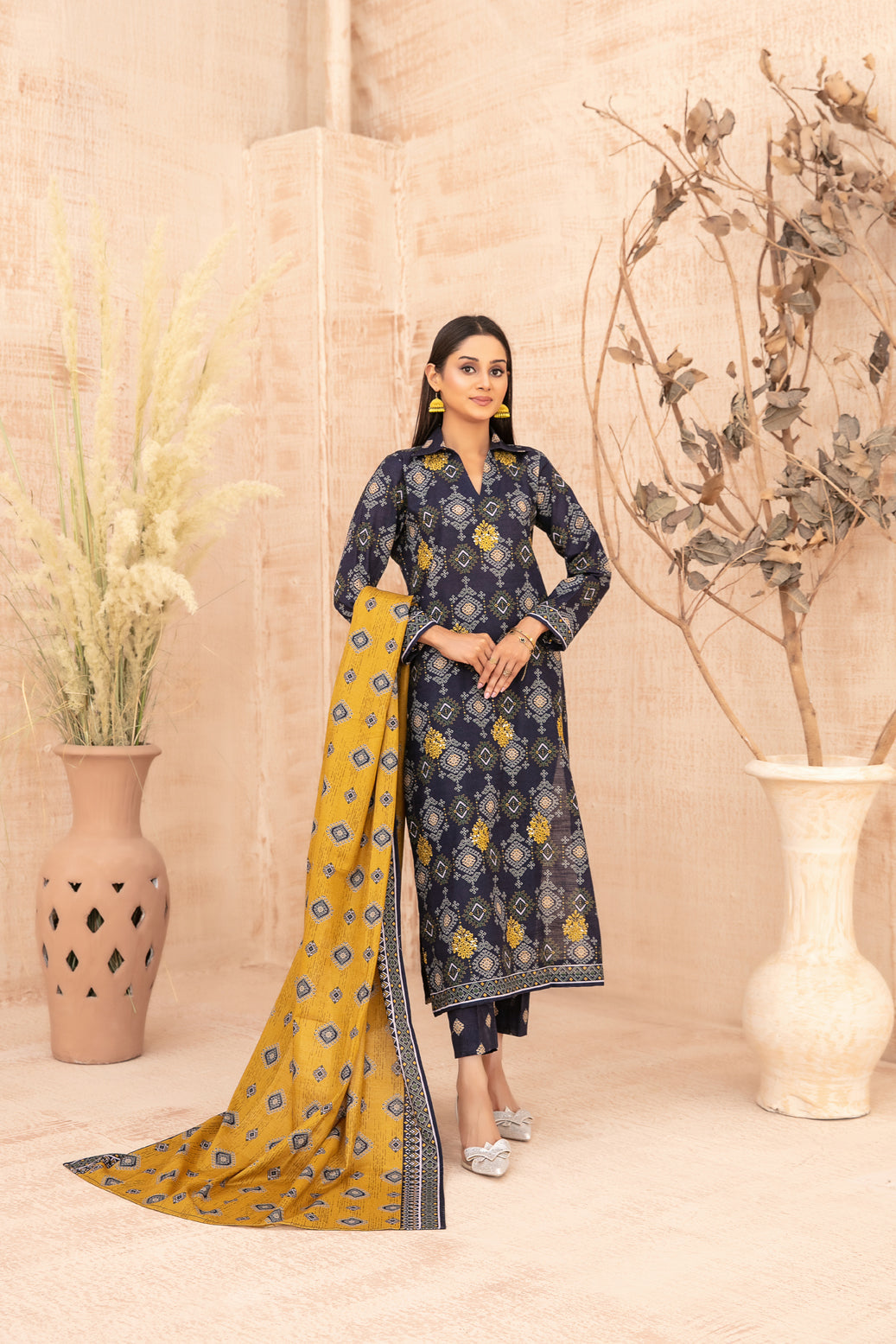 Areeka By Tawakkal Khaddar Boti Embroidery 3Piece Unstitched Collection 2025. D-07