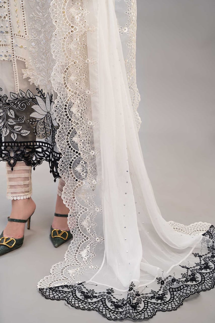 Maria B Luxury 3Piece Rtw Lawn Collection Collection 2025 MBLE-3210