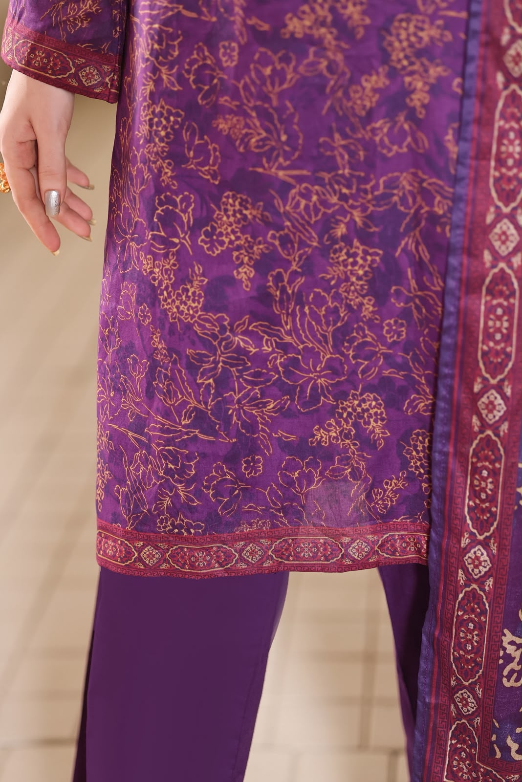Aizal Luxury Lawn Printed Vol-1 3Piece Stitched Collection 2026 D#-01