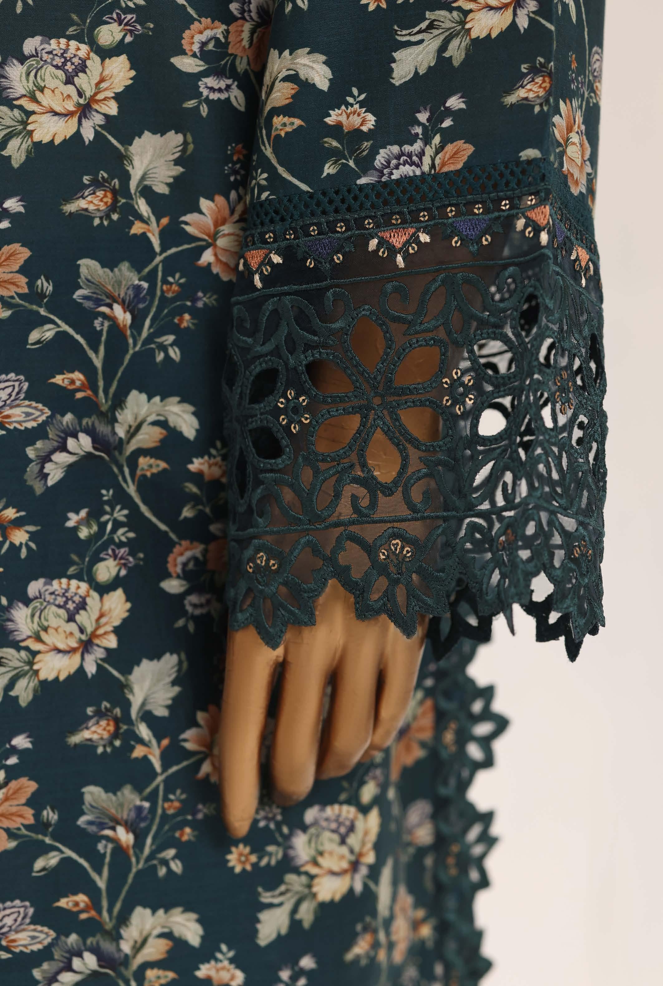 Sadabahar Malika Embroidery Lawn Short Length 3Piece Stitched Vol-08 Collection 2026 D#03