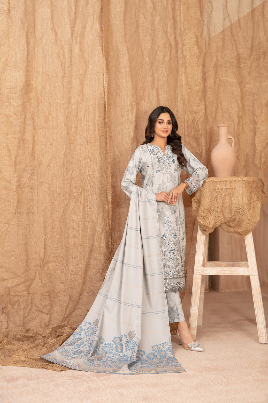 Cassa By Tawakkal Winter Dhanak Embroidery 3Piece Unstitched Collection 2025. D-04