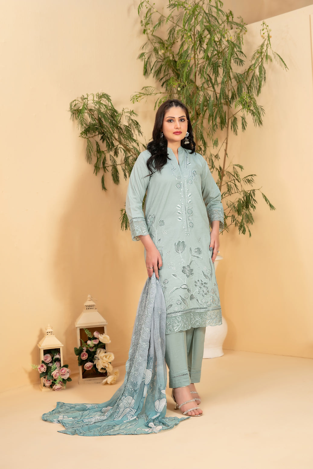 TAABIR BY TAWAKKAL LUXURY FESTIVAL 3PIECE STITCHED COLLECTION 2026 D#02