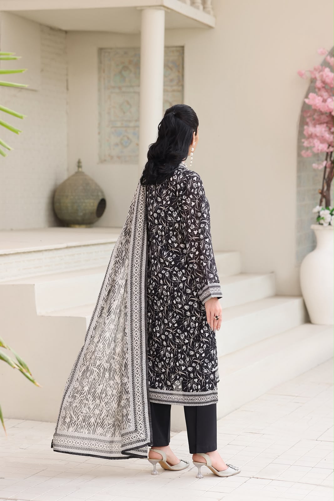 Aizal Luxury Lawn Printed Vol-1 3Piece Stitched Collection 2026 D#-03