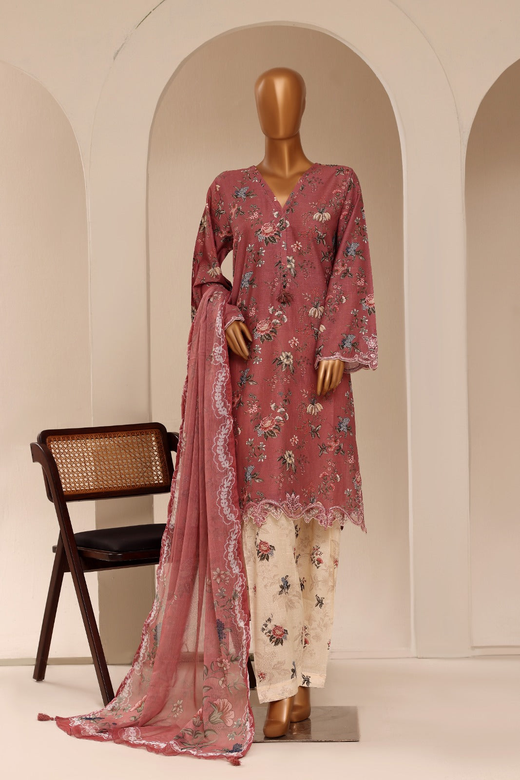 Sadabahar CutWork Embroidery Lawn 3Piece Stitched D#03