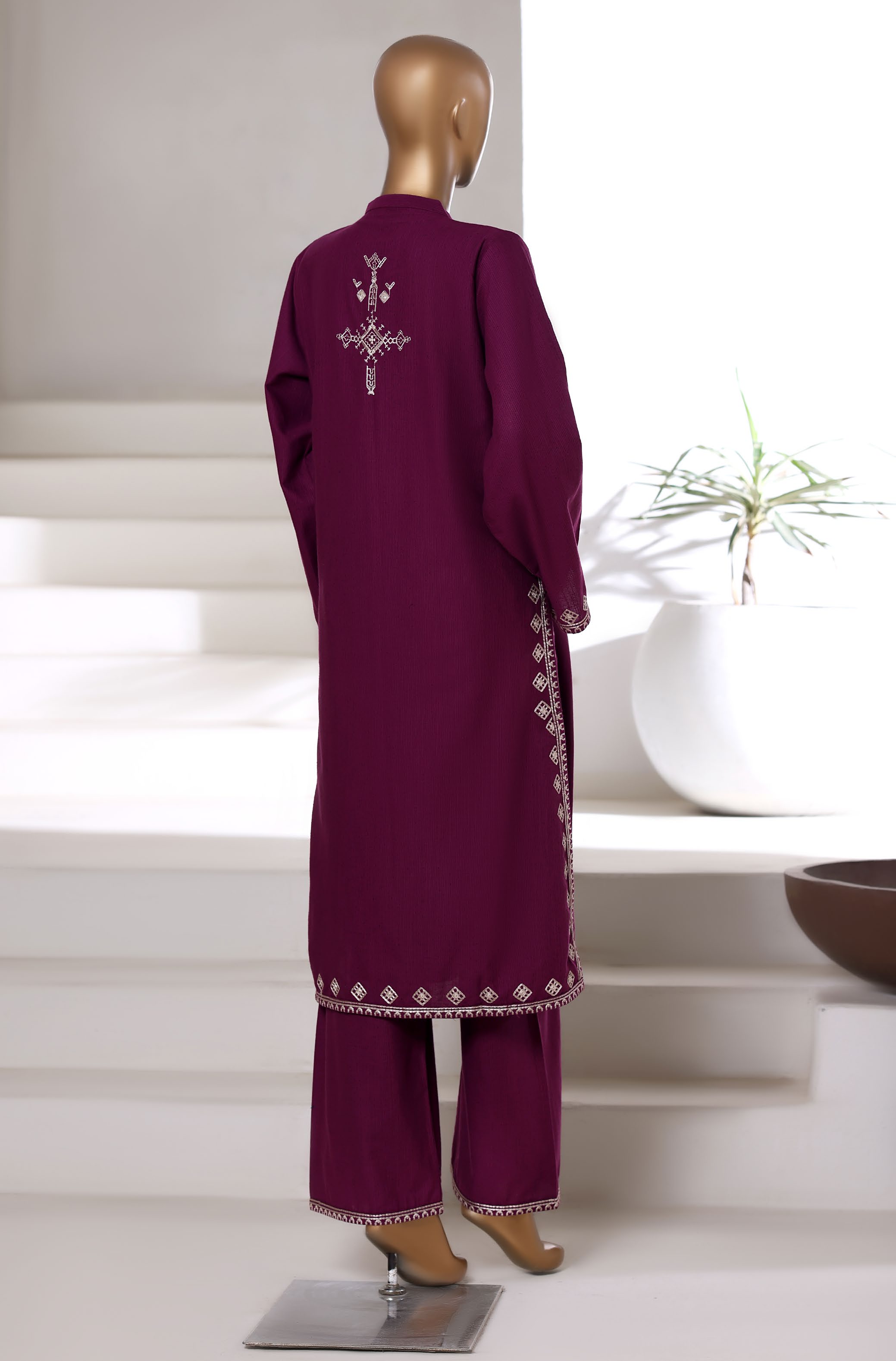 SADABAHAR Vybe Khaddar Embroidered Set 2PlECE STITCHED Vol-04 COLLECTION 2025 D-305 Purple