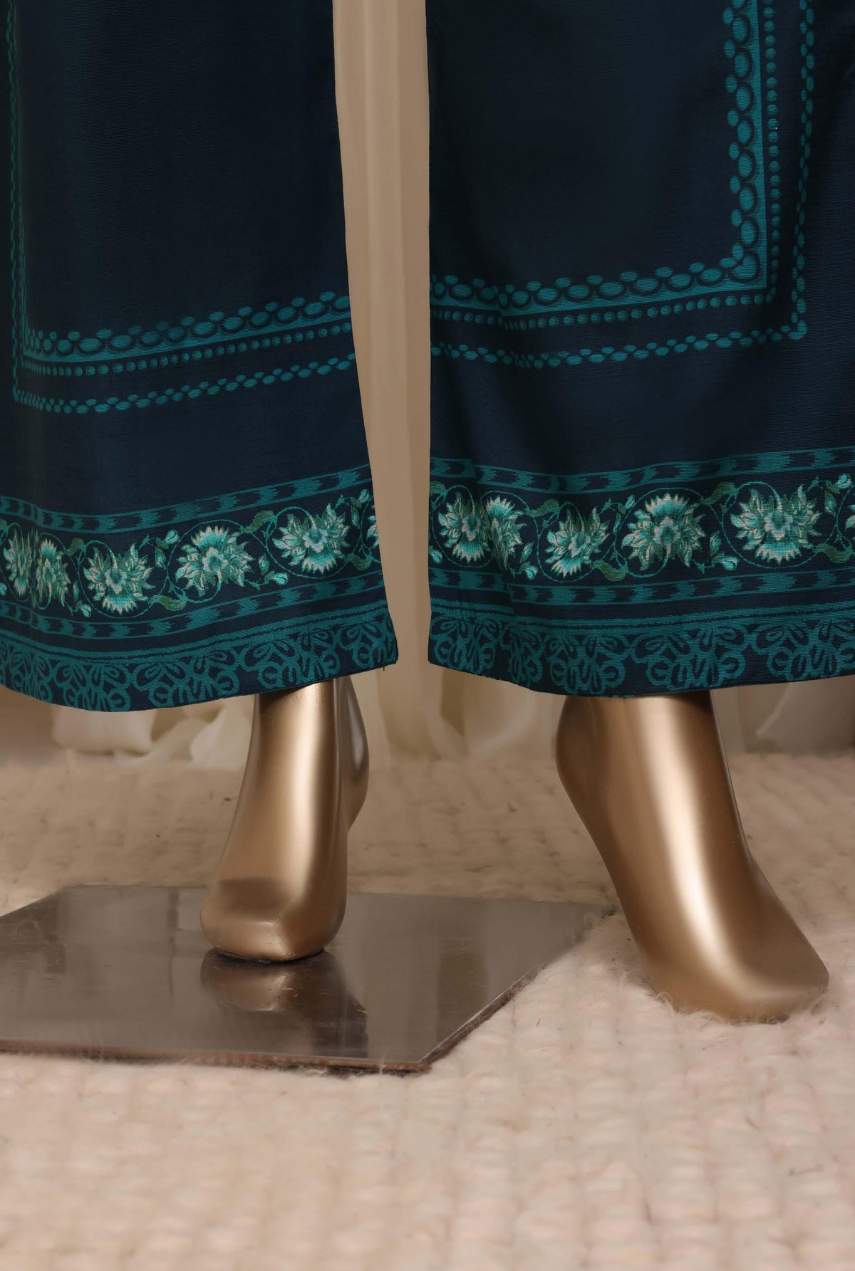 Sadabahar Luxury Khaddar Printed Winter 3Piece Vol-02 Collection SDKHV2-10