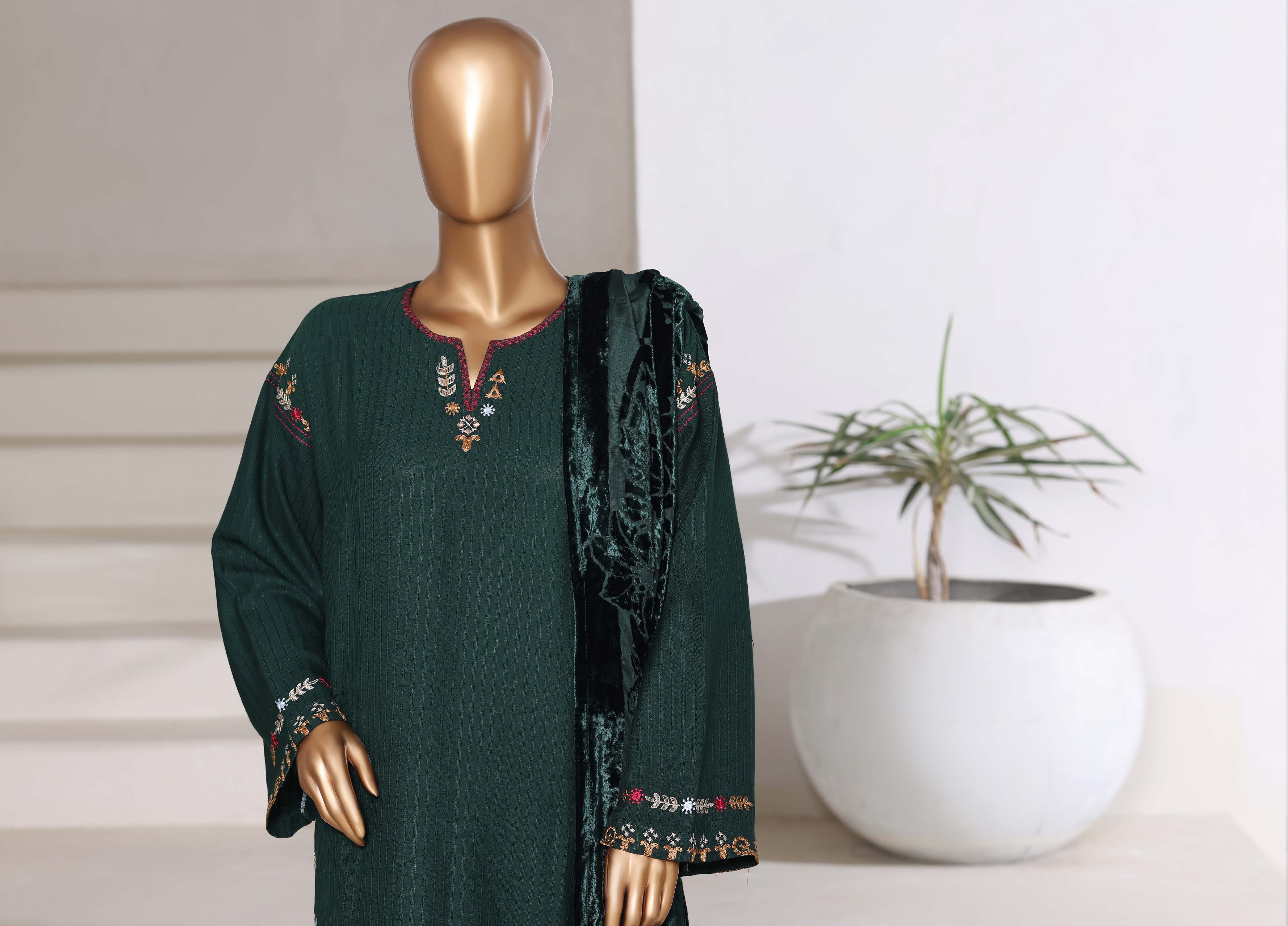 Sadabahar Stitched Winter Embroidery Dhanak 3Piece With Palachi Shwal Collection 2025 SDPL -05