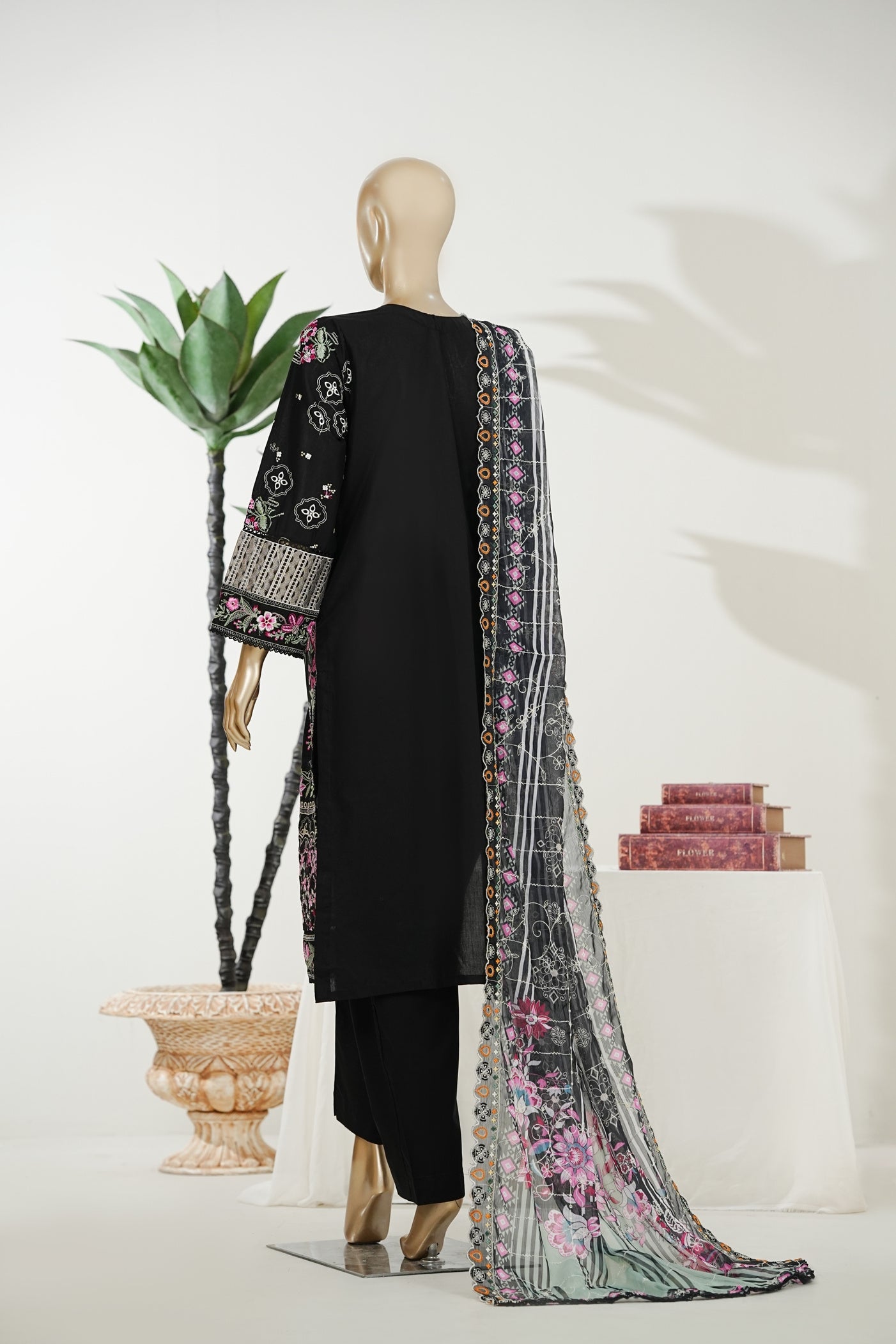 Bin Saeed Luxury Laserkari Heavy Embroidery Festive 3Piece Stitched Collection 2026 D#-02