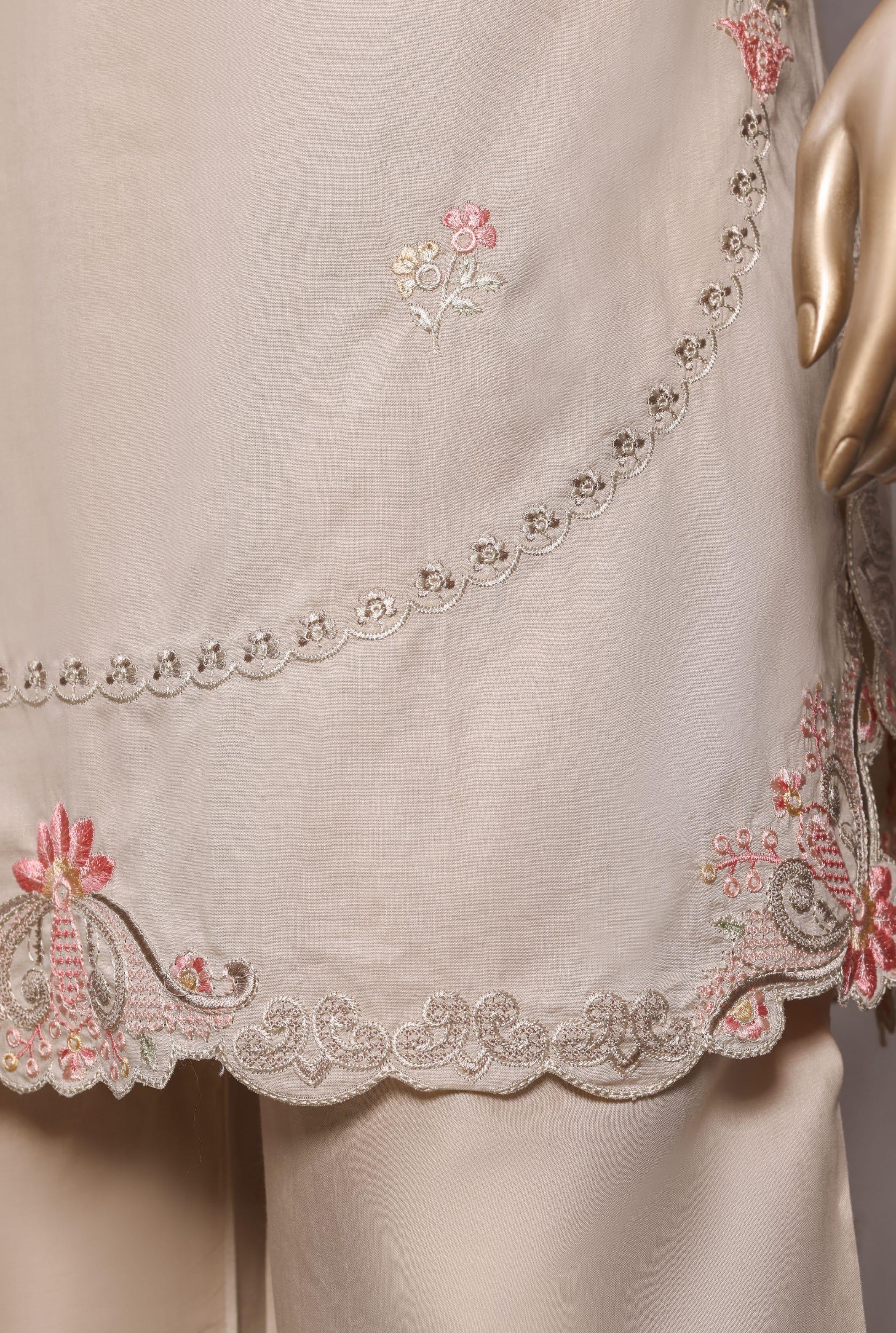 Sadabahar Luxury Eclair Solid Lawn Embroidery 3Piece Stitched Collection ECL-1015