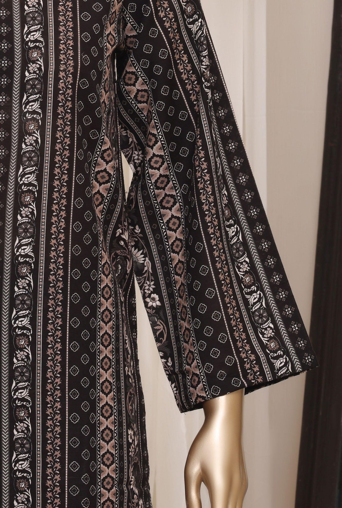 Sadabahar Luxury Khaddar Printed Winter 3Piece Vol-01 Collection SDKH-05