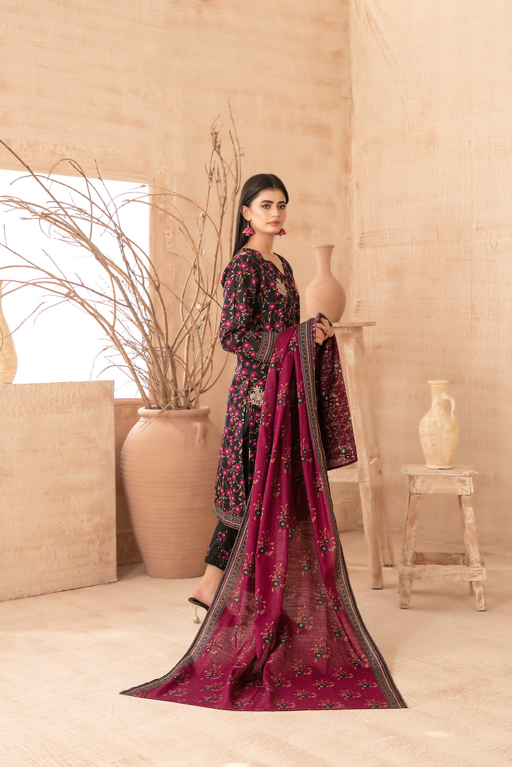 Areeka By Tawakkal Khaddar Boti Embroidery 3Piece Unstitched Collection 2025. D-04