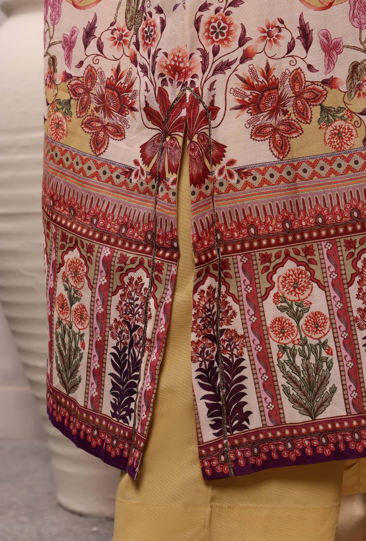 Sadabahar Luxury Chimti Lawn 3Piece Ready To Wear Kaftan Collection KFL-1001
