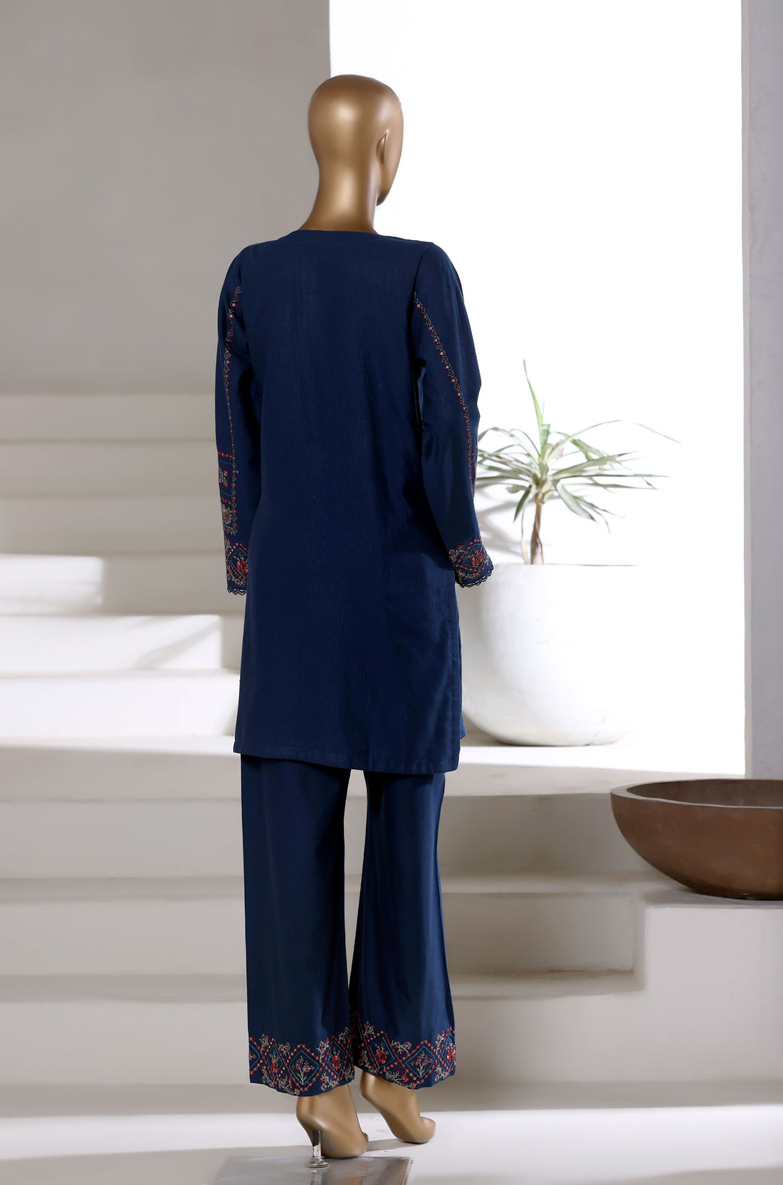 SADABAHAR Vybe Khaddar Embroidered Set 2PlECE STITCHED Vol-04 COLLECTION 2025 D-306 Nevy Blue