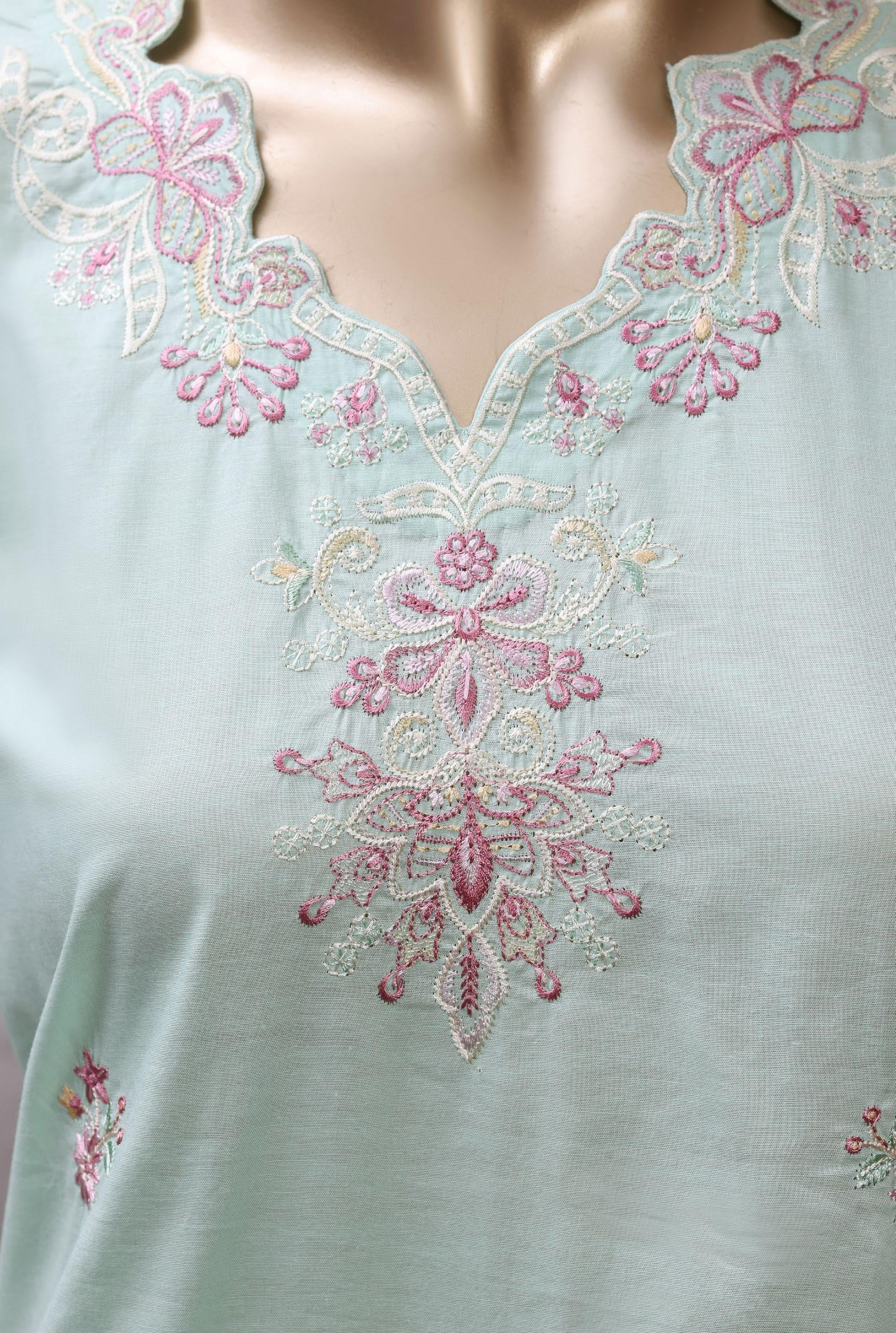 Sadabahar Luxury Eclair Solid Lawn Embroidery 3Piece Stitched Collection ECL-1017